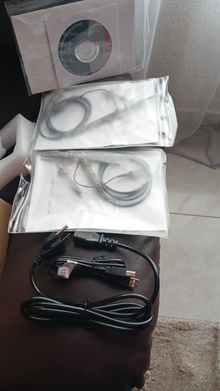HANMATEK 110mhz Bandwidth DOS1102 Digital Oscilloscope with 2 Channels and Screen 7 inch / 18 cm, TFT-LCD Display, Portable Professional Oscilloscope Kit with 500 MS/s *2 Sampling Rate customer photo 1