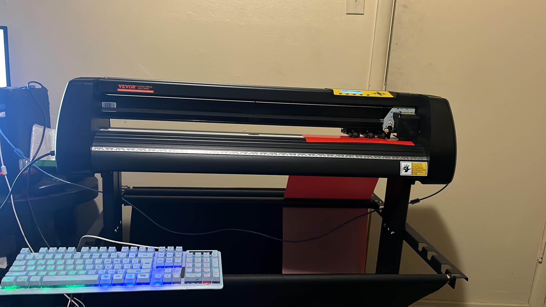 VEVOR Vinyl Cutter 34 Inch Bundle, Vinyl Cutter Machine Manual Vinyl Plotter Cutter with Signmaster Software for Design and Cut, with Supplies and Tools customer photo 1