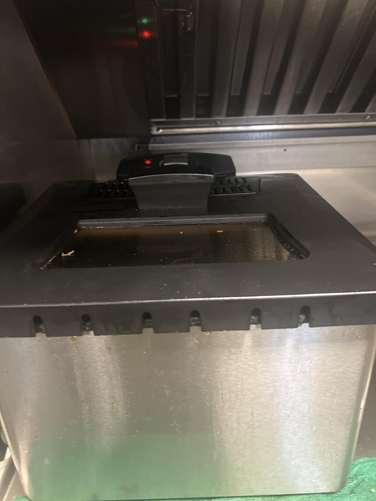 Hamilton Beach Professional Style Electric Deep Fryer With Basket | 5 Liter / 21 Cup Oil Capacity | 1800 Watts | Lid With View Window | Easy Detach Magnetic Cord | Stainless Steel | 35042 customer photo 1
