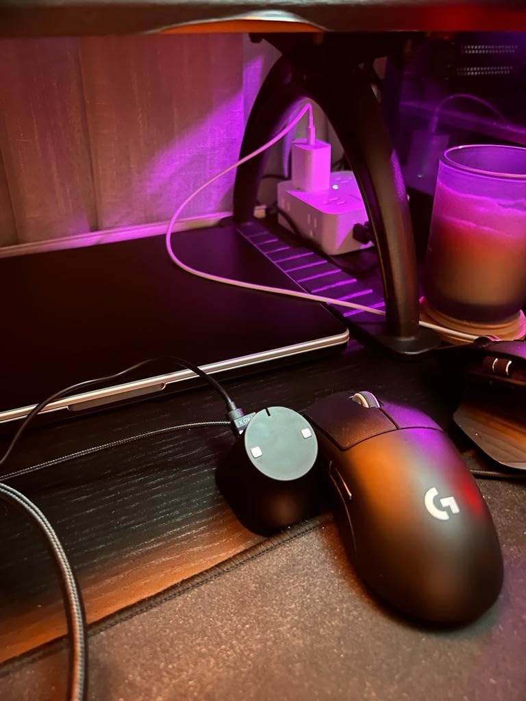 Logitech G PRO X Superlight Wireless Gaming Mouse - Black | Ultra-Lightweight, 25600 DPI, 5 programmable buttons, long battery life, PC and Mac compatible customer photo 1