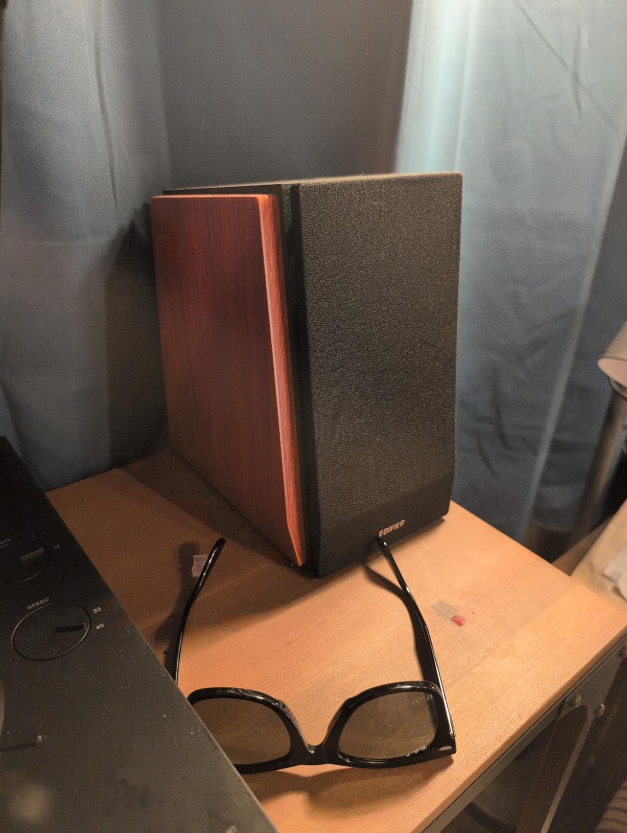Edifier R1700BTs Active Bluetooth Bookshelf Speakers - 2.0 Wireless Near Field Studio Monitor Speaker - 66w RMS with Subwoofer Line Out customer photo 2