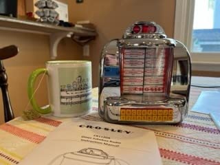 Crosley CR1120A-SI Diner Jukebox Radio, Silver | FM Radio, Bluetooth In, Built-in Full-Range Speaker, Flippable Title Cards, Micro-USB Power customer photo 1