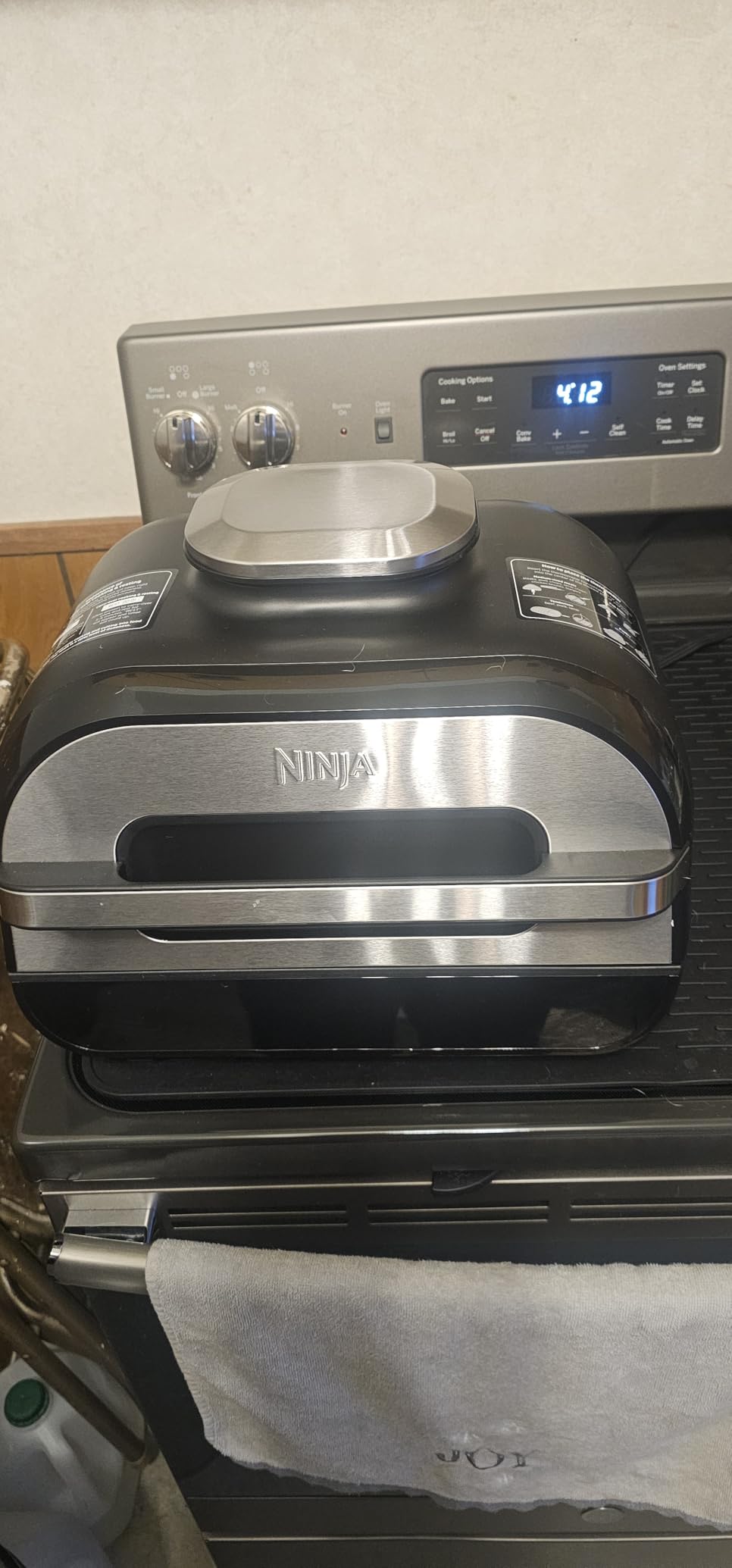 Ninja Foodi Smart XL 6-in-1 Indoor Grill & Air Fryer, Black/Silver, FG551 customer photo 1