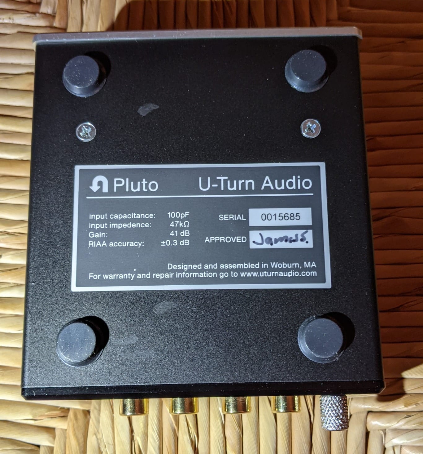U-Turn Audio - Pluto 2 Phono Preamp (Black Aluminum) customer photo 2
