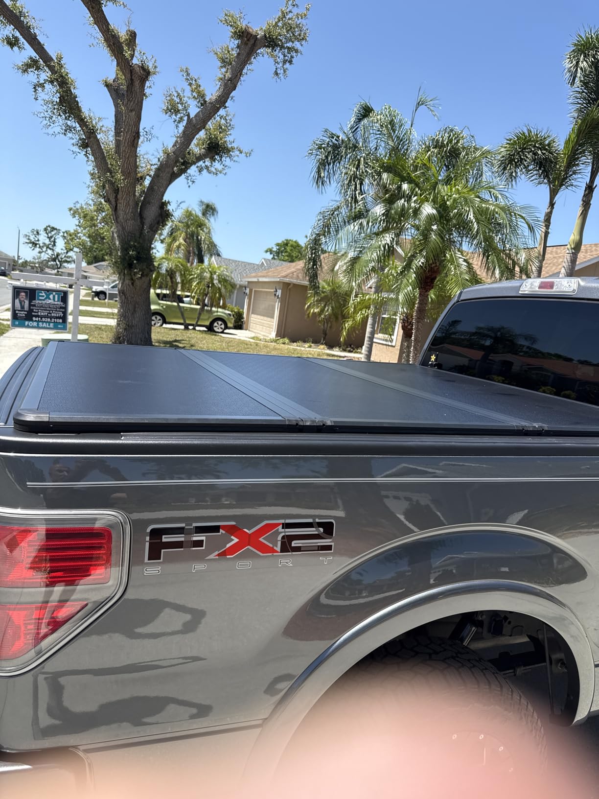 Hard Tri-Fold Tonneau Cover Replacement for 2015-2024 Ford F-150 5.5ft | Styleside Secure 6063 aluminum honeycomb tri-fold cover tool-free clamp install weatherproof supports 350lbs with LED lamp customer photo 2