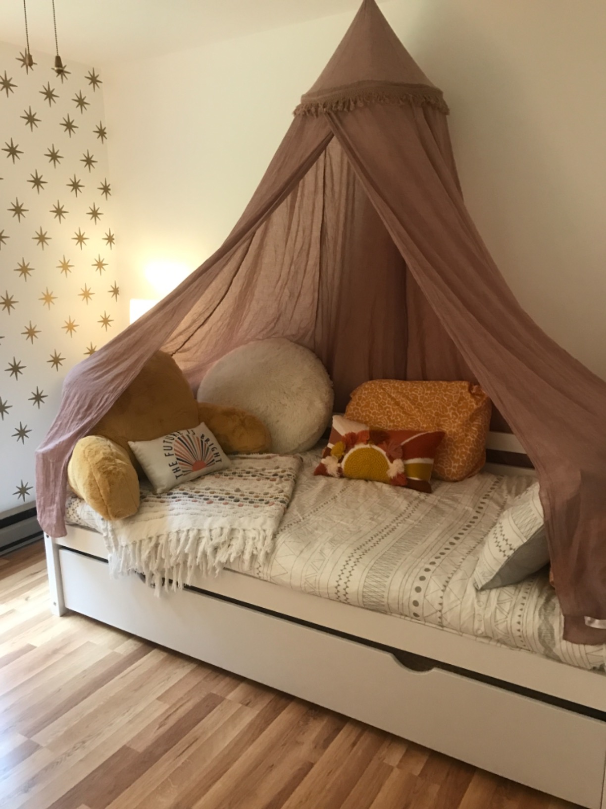 Merax Twin Size Daybed with Trundle, Solid Wood Captains Bed Sofa Bed Frame, White customer photo 2