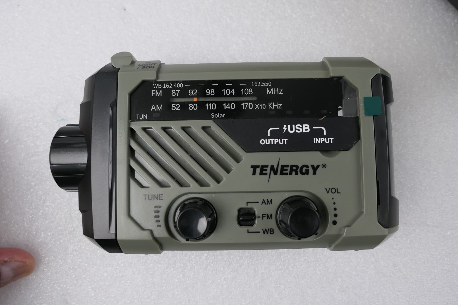 Tenergy Multifunctional Hand Crank Weather Radio with LED Flashlights, SOS Alarm, Cell Phone Charger, AM/FM/NOAA Radio Frequencies, Ideal for Emergencies customer photo 2
