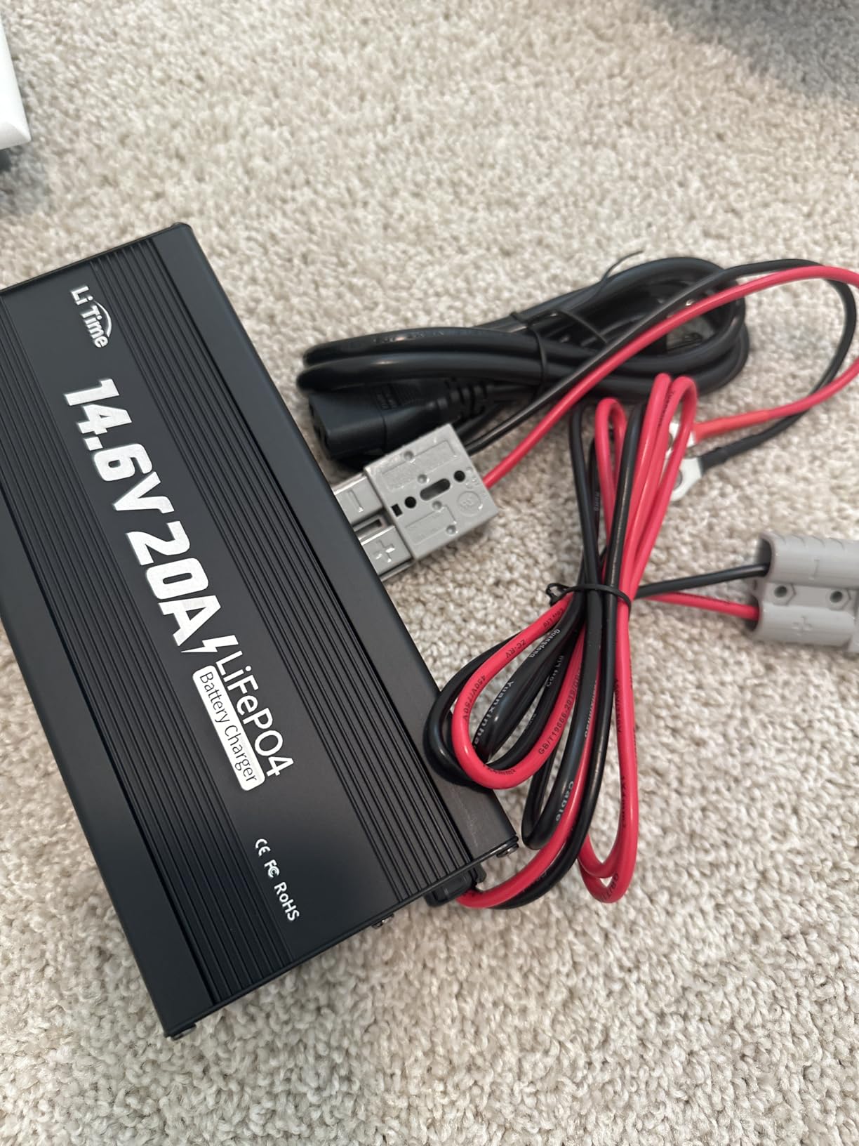 LiTime 12V 20A Lithium Battery Charger 14.6V LiFePO4 Battery Charger AC-DC Smart Charger with Anderson Connector LED Indicator for LiFePO4 Deep Cycle Batteries of RV, Homes, Off-grid and Solar Systems customer photo 2