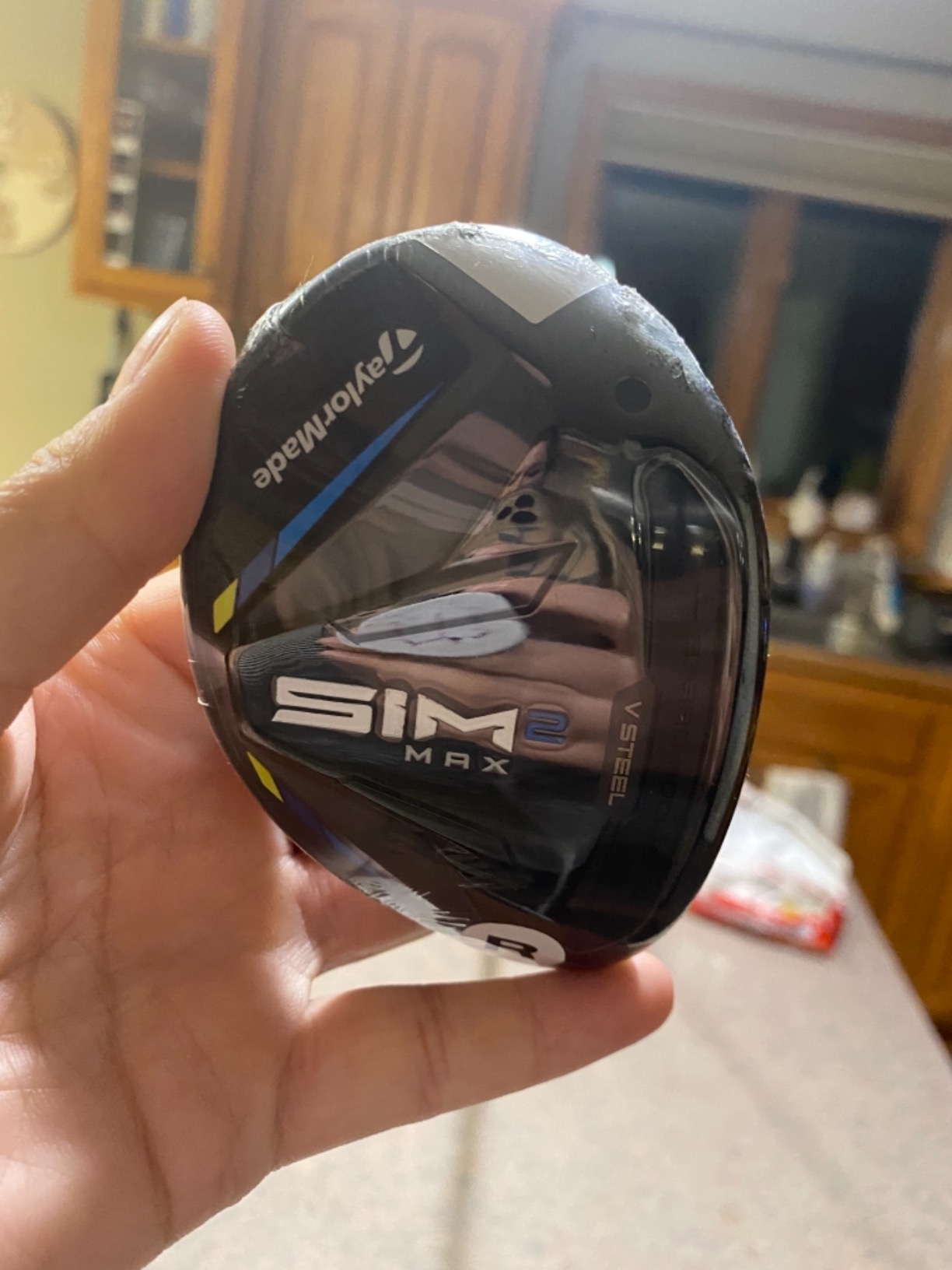 TaylorMade SiM 2 Max Rescue Mens customer photo 1