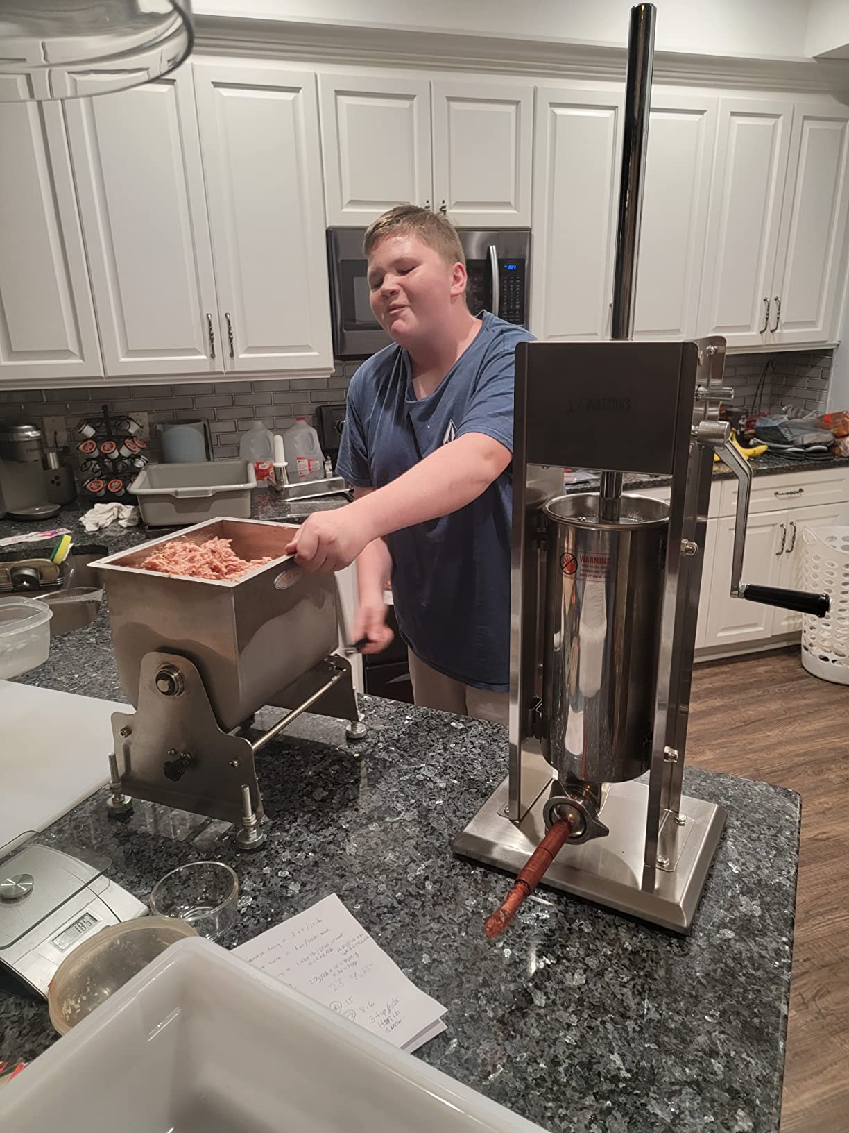 Hakka 60lb/30L Commerical Meat Mixer, Stainless Steel 40L Manual Meat Mixer Tilt Tank for Sausage (Mixing Max.60lb/30L for Meat) customer photo 1