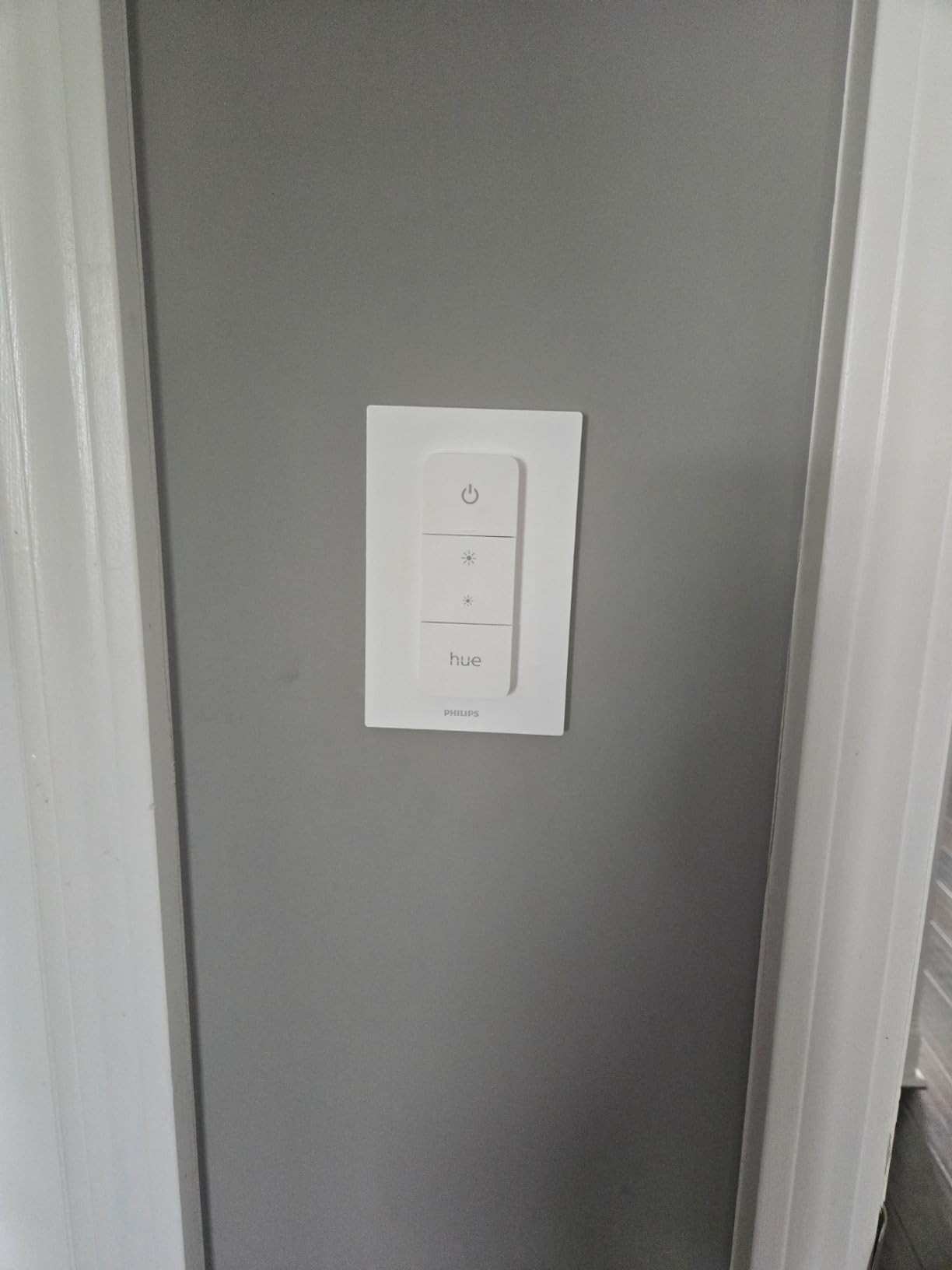 Philips Hue Smart Dimmer Switch Remote, 1-Pack, White | Turns Hue Lights On and Off, Dims or Brightens, Smart Home Control, Requires Bridge, Easy No-Wire Installation customer photo 2