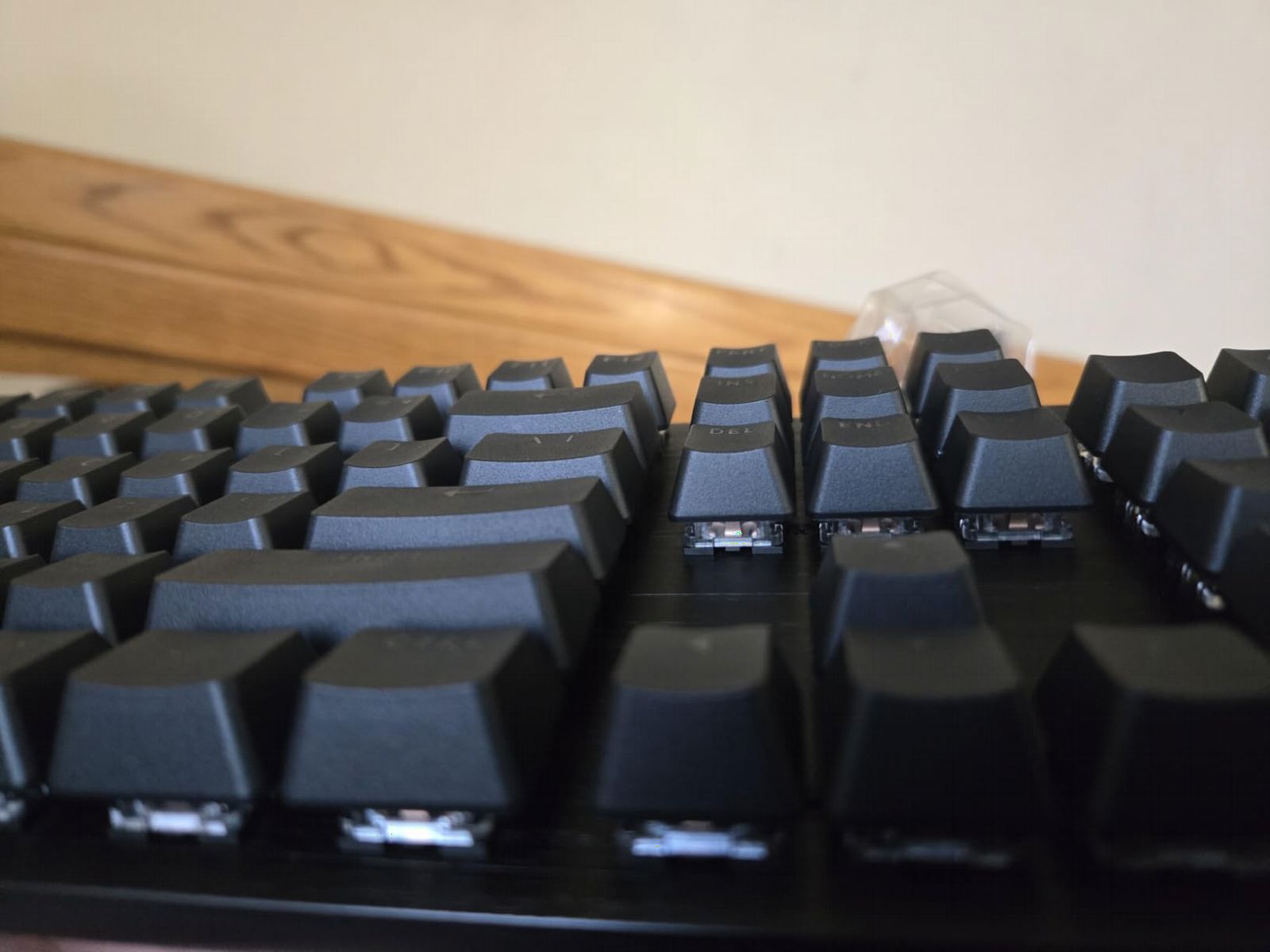 Logitech G413 SE Full-Size Mechanical Gaming Keyboard - Black | Backlit, anti-ghosting, compatible with Windows and macOS, aluminum material customer photo 1