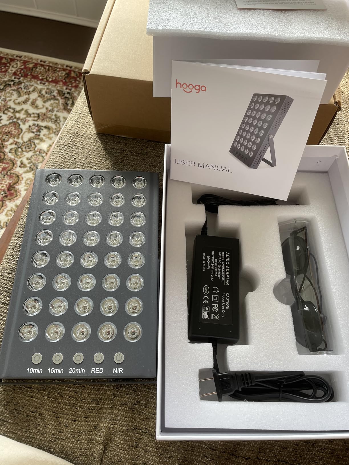 Hooga Red Light Therapy Panel Device - 660nm Red & 850nm Near Infrared Light Therapy, LED Light Therapy Lamp for Face & Body, 40 LEDs, Timer, Adjustable Stand - HG200 customer photo 2