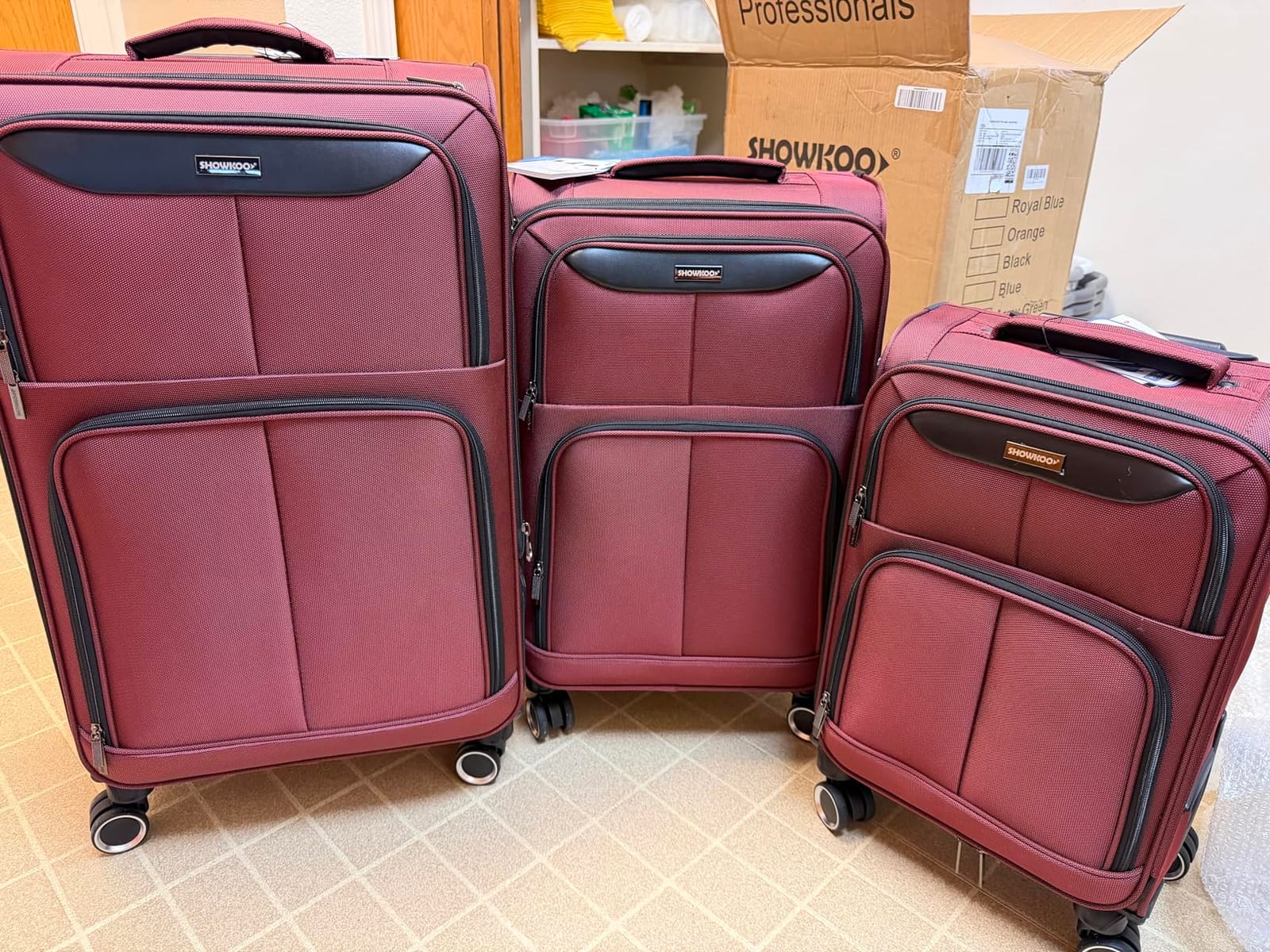 SHOWKOO Luggage Sets 3 Piece Softside Expandable Durable Suitcase Sets | Durable Oxford Fabric, Lightweight, 360°Double Spinner Wheels, TSA Lock, YKK Zippers, Blue (20in/24in/28in) customer photo 1