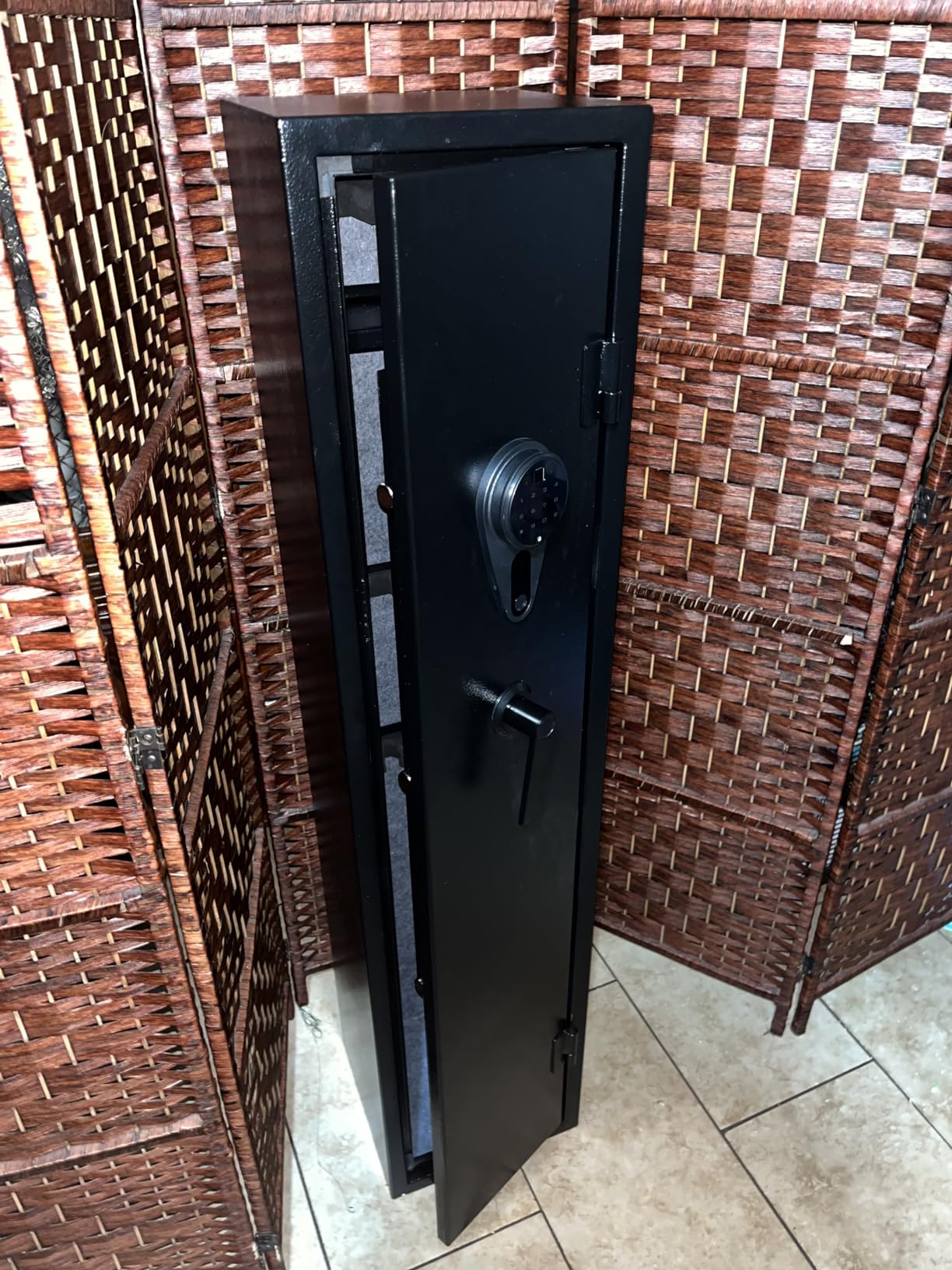 Kaer 4-5 Biometric Gun Safe for Rifles and Pistols, Long Rifle Safe for Home | No Assembly Needed, Gun Cabinet for 3-5 Shotgun 5-7 Handguns, Fingerprint, Digital Keypad, Removable Shelf, Gun Rack for Home customer photo 2