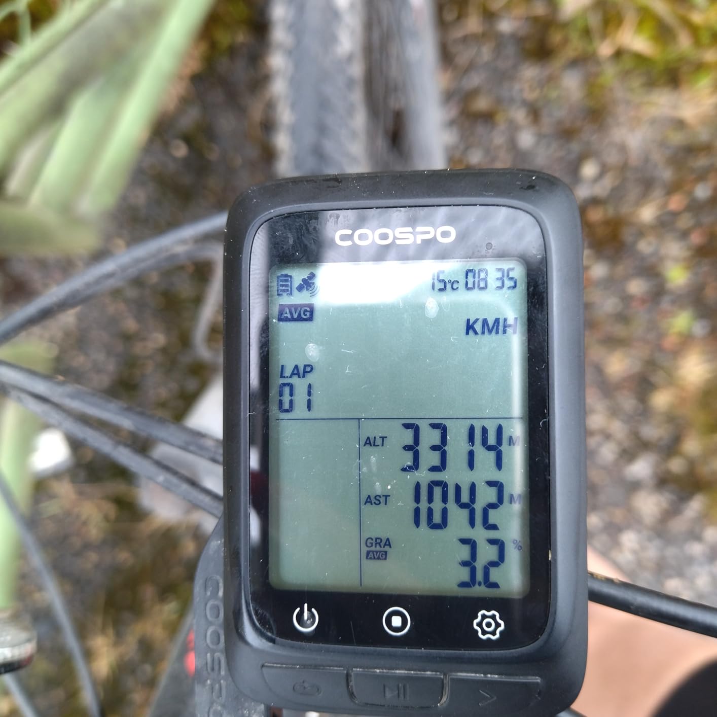 COOSPO Bike Computer GPS Wireless, ANT+ Cycling Computer GPS with Bluetooth, Multifunctional ANT+ Bicycle Computer GPS with 2.4 LCD Screen, Bike Speedometer with Auto Backlight IP67 customer photo 2