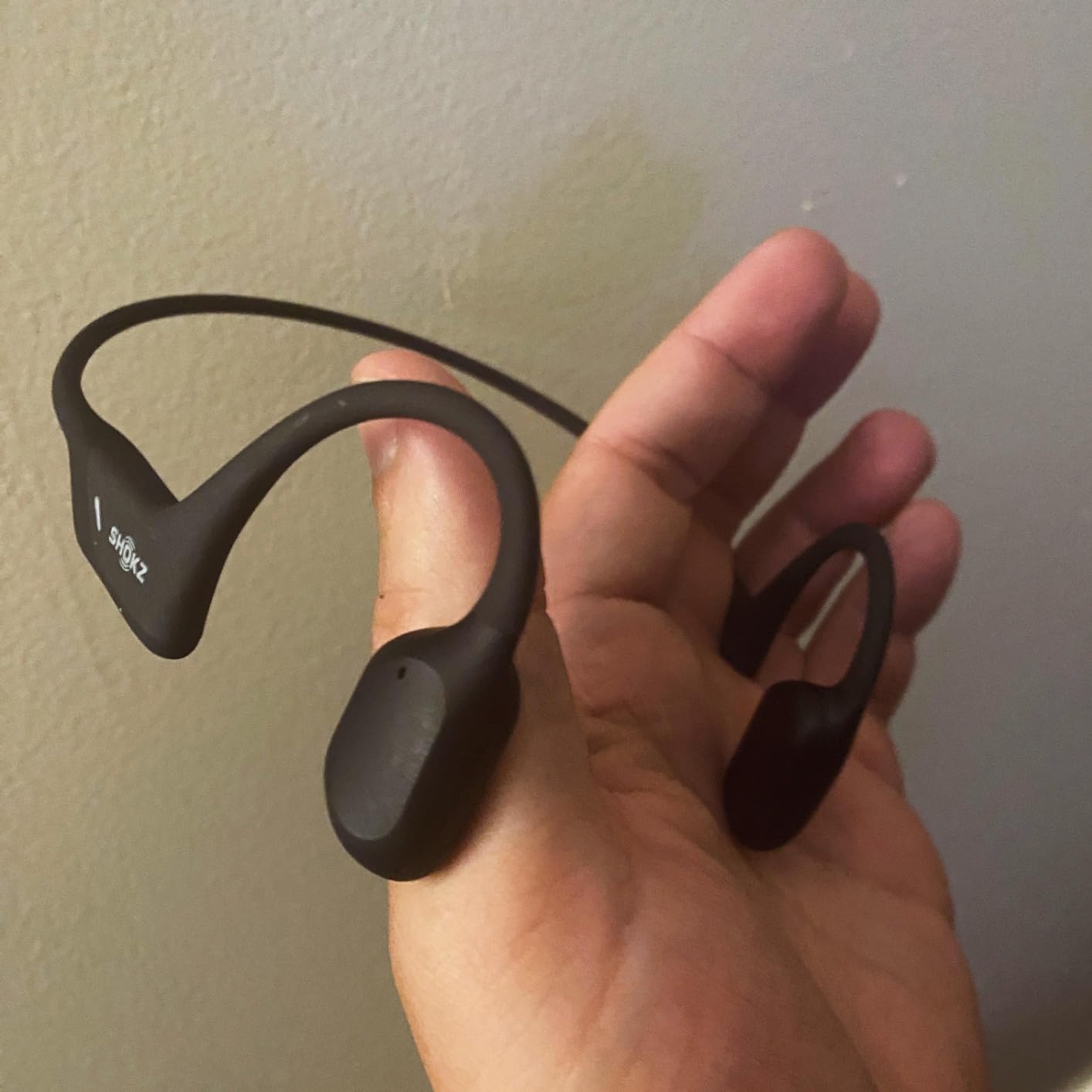 SHOKZ OpenRun Pro - Open-Ear Bluetooth Bone Conduction Sport Headphones - Sweat Resistant Wireless Earphones for Workouts and Running with Premium Deep Base - Built-in Mic, with Hair Band | Bundle with Hair Band; Deep Bass; Open ear comfort; Secure fit; Sweat Resistant; 10H battery; Running/Cycling/Hiking customer photo 1