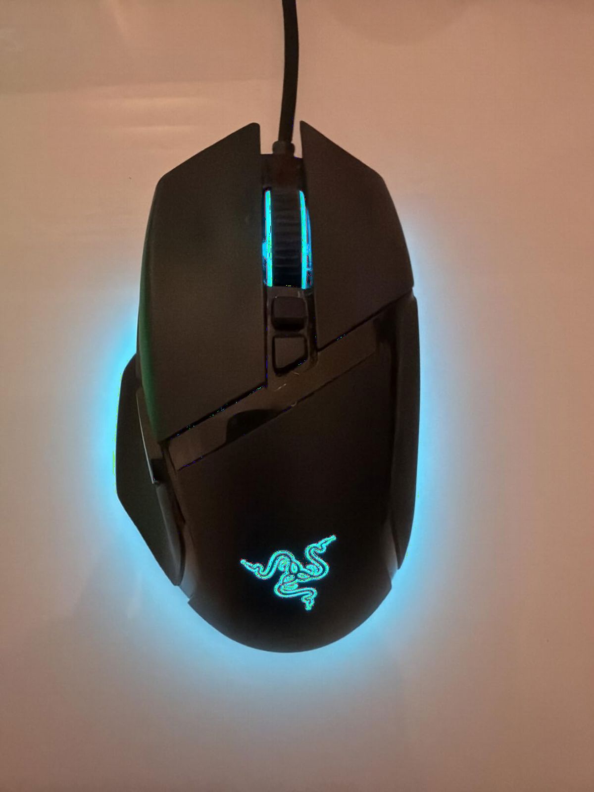 Razer Basilisk V3 Customizable RGB Wired Ergonomic Gaming Mouse, Black | Fastest Gaming Mouse Switch, Chroma RGB Lighting, 26K DPI Optical Sensor, 11 Programmable Buttons, HyperScroll Tilt Wheel customer photo 2