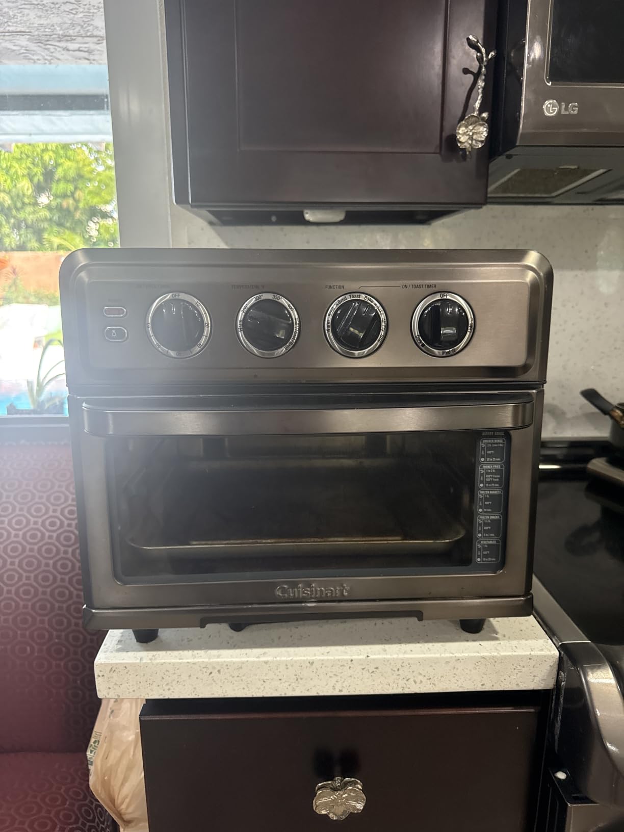 Cuisinart Air Fryer Toaster Oven, 1800W, 8-in-1 with Air Fry, Convection, Broil & Warm, 0.6 Cubic Feet, TOA-70NAS customer photo 1