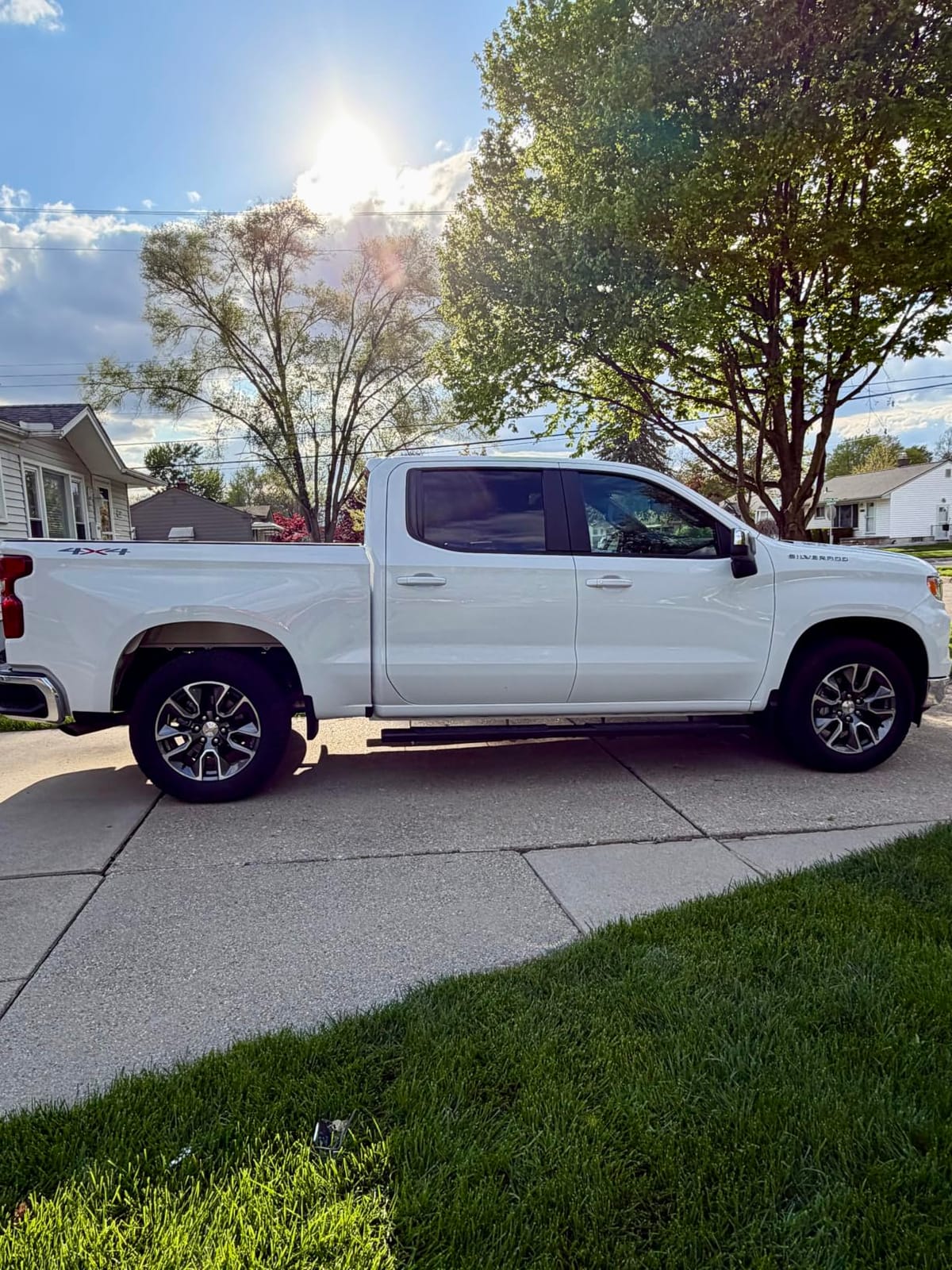 COMNOVA 6 Inches Running Boards Compatible with 2015-2026 Chevrolet Colorado/GMC Canyon Crew Cab, Running Boards & Steps for Colorado (Black) customer photo 1