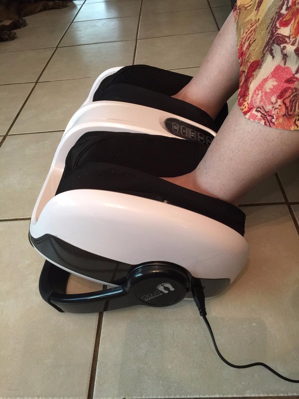 Cloud Massage Shiatsu Foot Massager with Heat, Standard Size, White | Deep Kneading & Compression, Adjustable Intensity, Multi-Mode Leg and Foot Massager with Remote Control, Anti-Slip Base customer photo 1