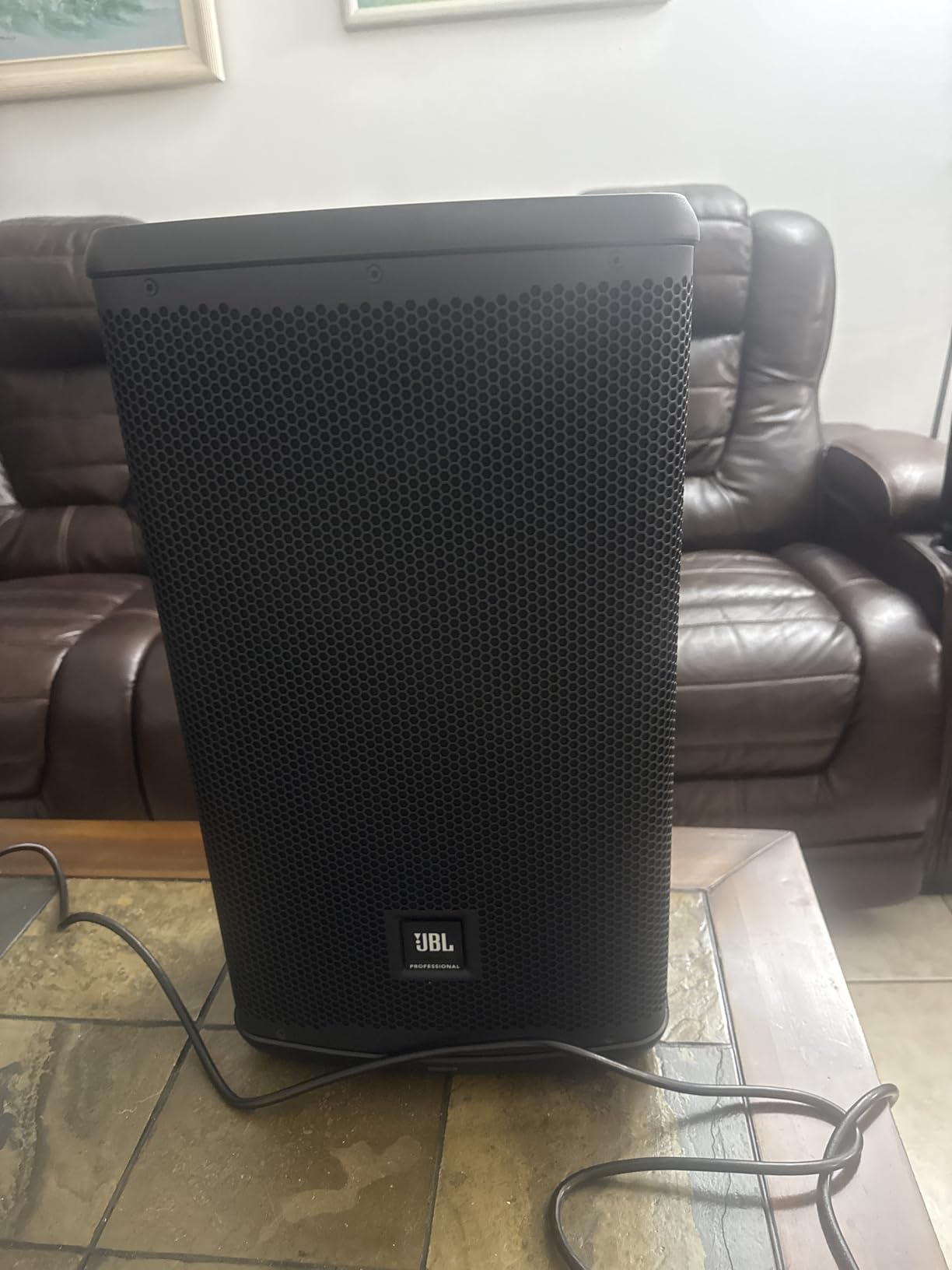 JBL Professional EON712 Powered PA Speaker, Loudspeaker with Bluetooth, 12 inch, 1300 Watt customer photo 2