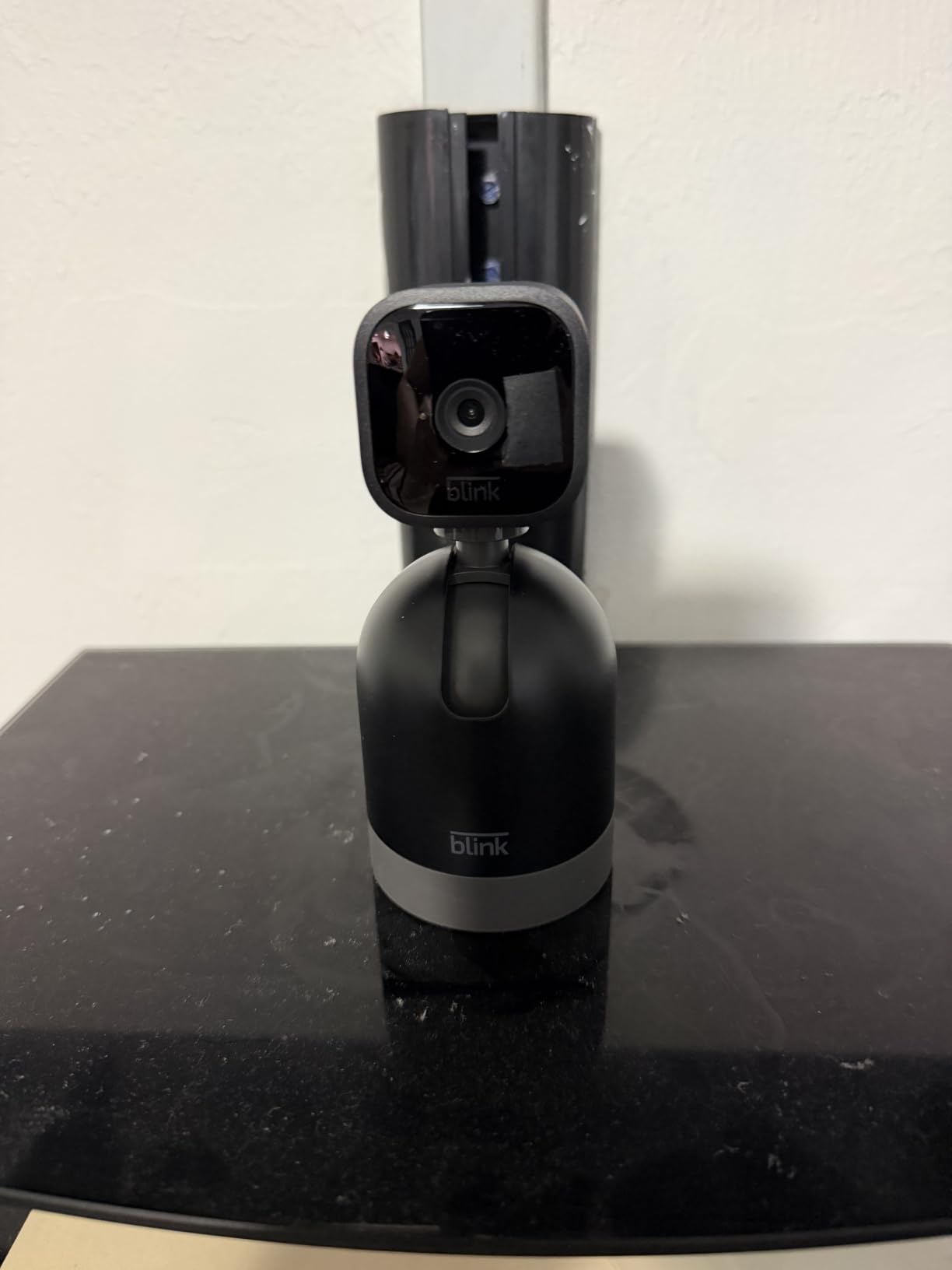 Blink Mini Pan-Tilt Camera (newest model), Rotating indoor plug-in smart security camera, two-way audio, HD video, Works with Alexa (White) customer photo 1