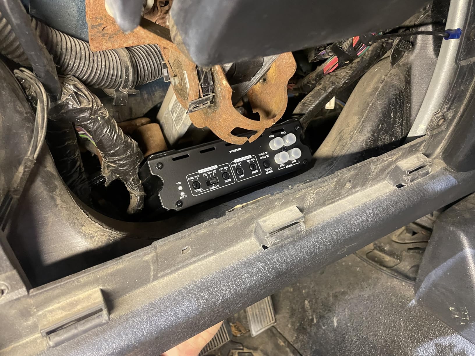 Recoil DI550.4 Full-Range Class-D 4-Channel Car Audio Amplifier 1040W | RMS 130W x4 @2 Ohm, 2-4 Ohm Stable, MOSFET, LPF, HPF, Bass EQ customer photo 2