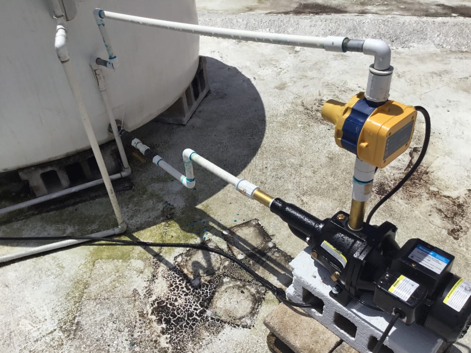 Acquaer Shallow/Deep Well Jet Pump, Cast Iron Convertible Pump with Ejector Kit, Well Depth Up to 25ft or 90ft, 115V/230V Dual Voltage, Automatic Pressure Switch customer photo 1