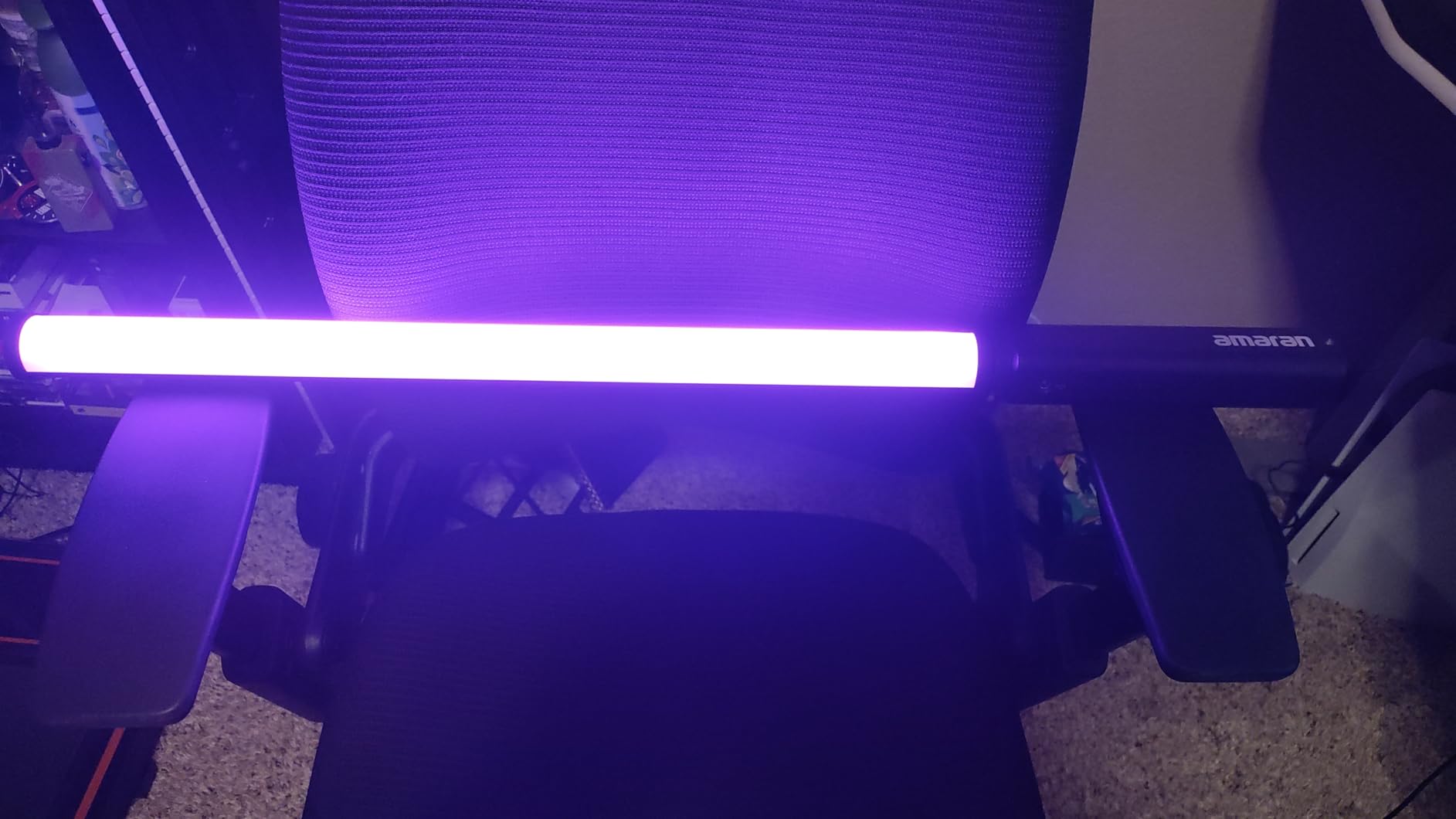 Aputure Amaran T2C 20W RGBWW LED Tube Light, APP/DMX Control, 23.6inch/60cm Stick Light, 2500-7500K CCT, Rechargeable Battery, 15 Lighting FX, for Video, Photo, Vlogging, YouTube, Live Streaming customer photo 2