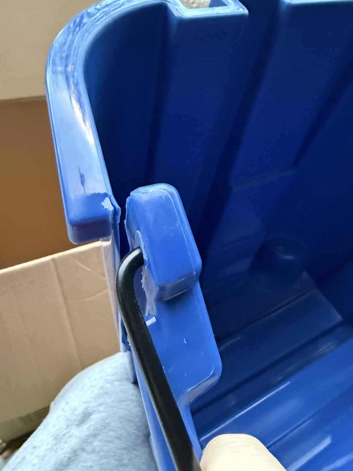 SPARTA 35 Qt Mop Bucket System with Wringer and Insert, Black | OmniFit, Polypropylene, 200,000-Cycle Wringer, Clean and Soiled Water Separation, Non-Marking Swivel Casters customer photo 1