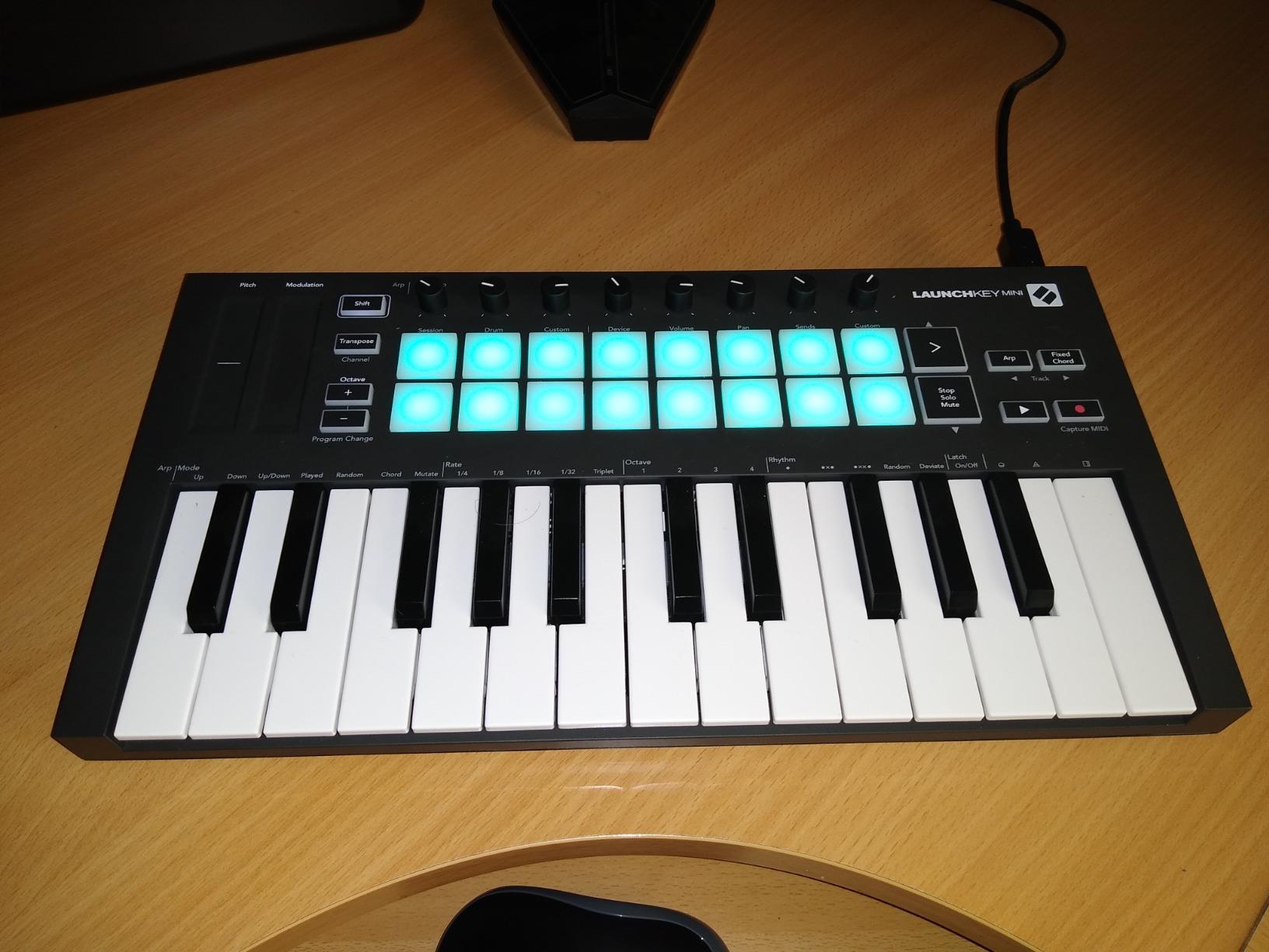 Novation Launchkey 88 [MK3] | Premium 88-note MIDI keyboard for expressive music creation customer photo 2