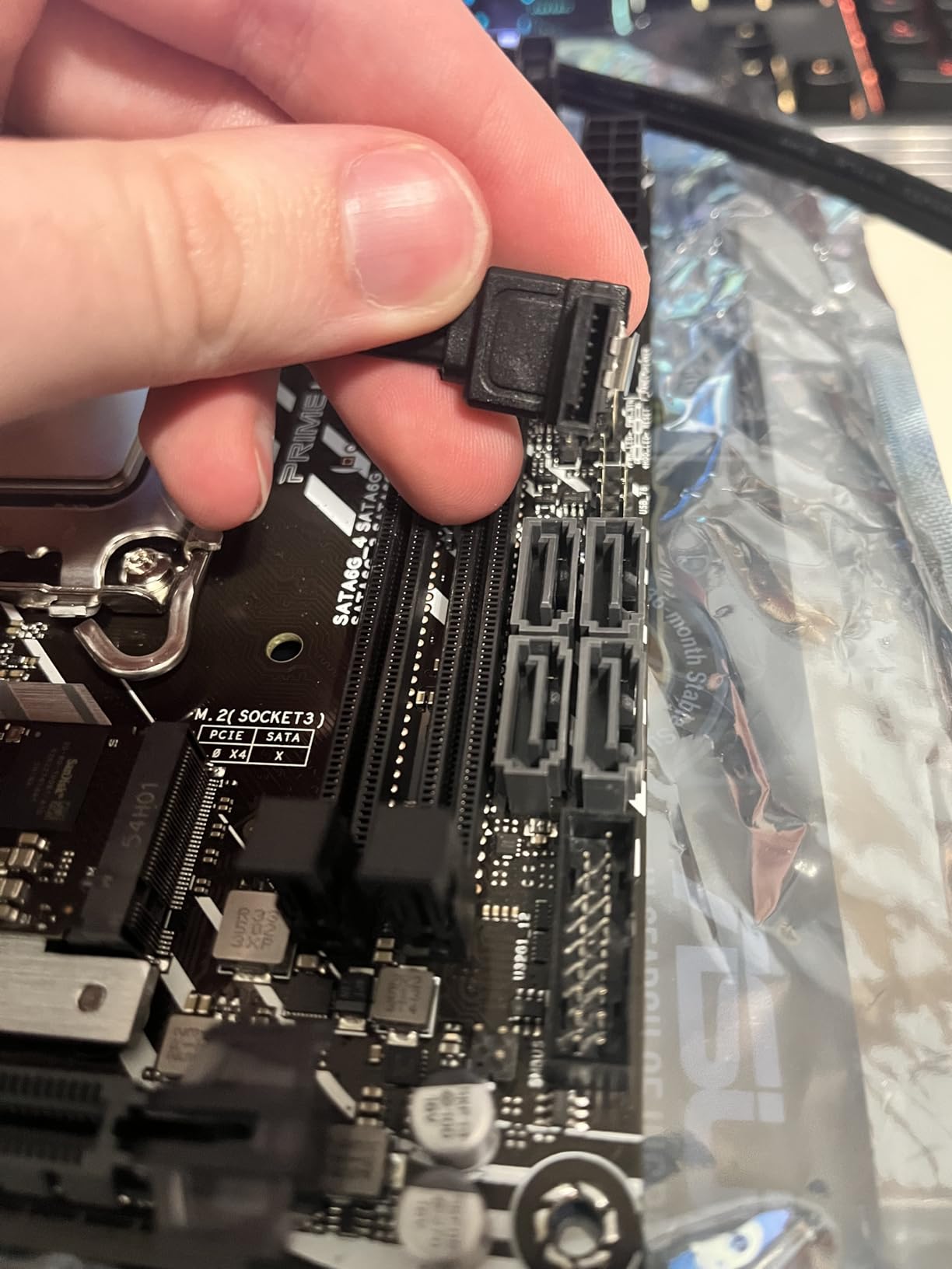 ASUS PRIME H610I-PLUS D4 LGA 1700 (Intel 12th Gen & Intel vPro) Mini-ITX Motherboard (PCIe 4.0, DDR4, USB 3.2 Gen 1 Type-A, 1Gb LAN, DP/HDMI/D-Sub, V-M.2 Key E, Q-LED, Mono-out header with amp IC, SPI TPM header) customer photo 1