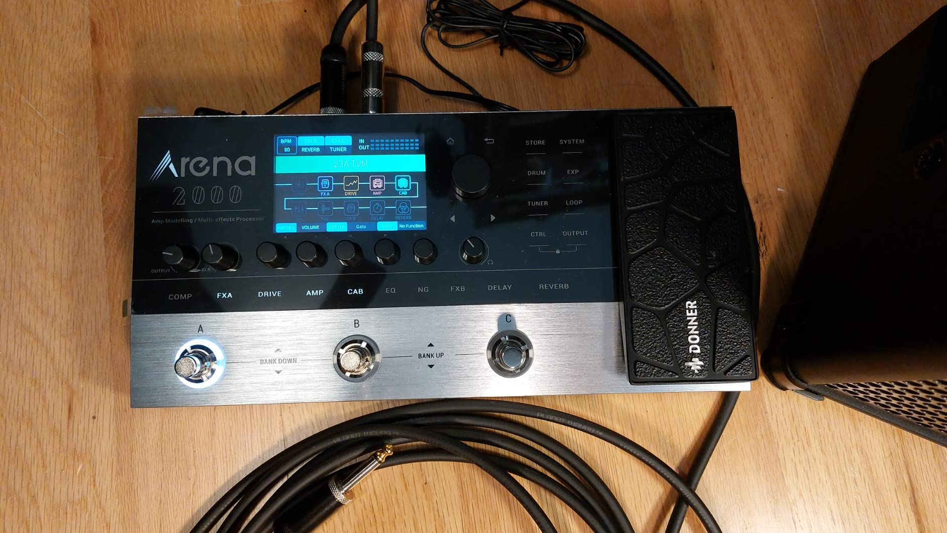 Donner Arena 2000 Guitar Multi-Effects Pedal with 278 Effects, 100 IRs, Looper, Drum Machine, Amp Modeling, XLR and MIDI Support customer photo 1