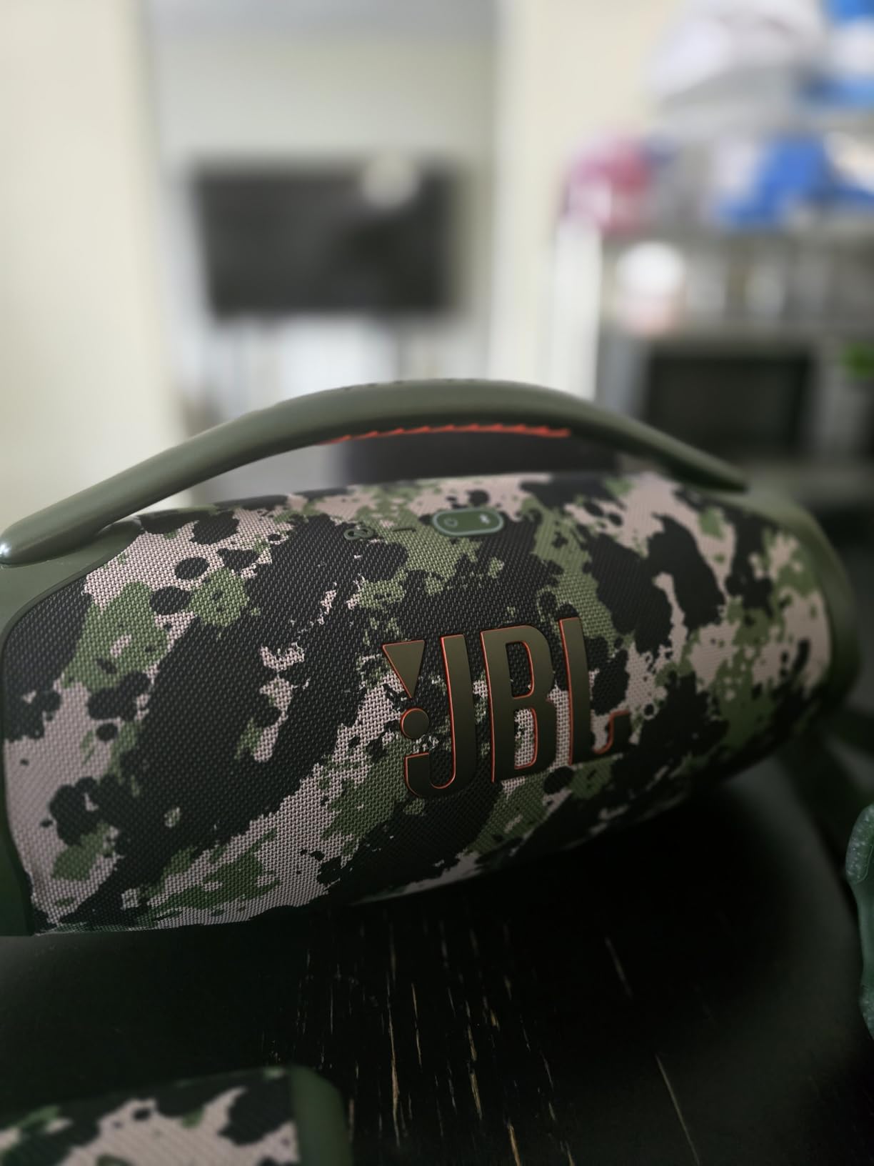 JBL Boombox 3 Black Portable Bluetooth Speaker with Massive Sound, Deepest Bass, IPX7 Waterproof, 24H Playtime, PartyBoost customer photo 1