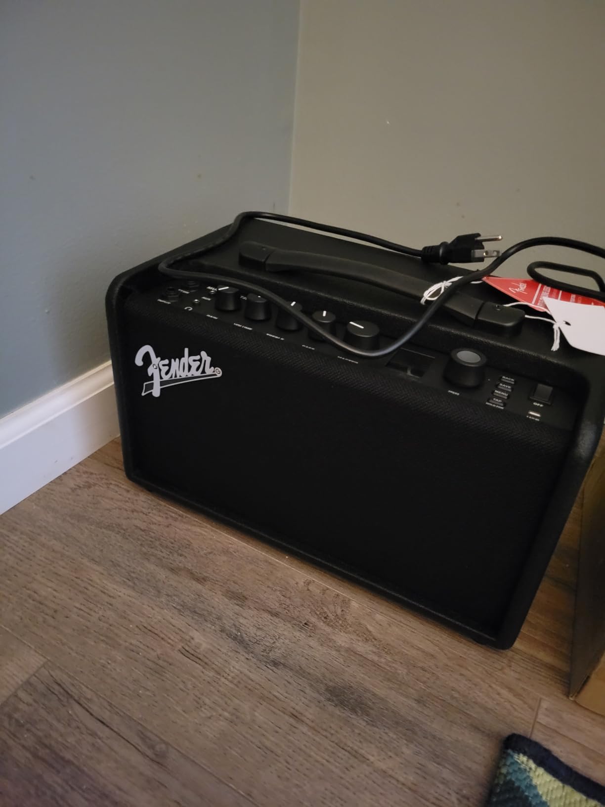 Fender Mustang LT40S Guitar Amplifier, Practice amp for beginners, 40W stereo combo customer photo 1