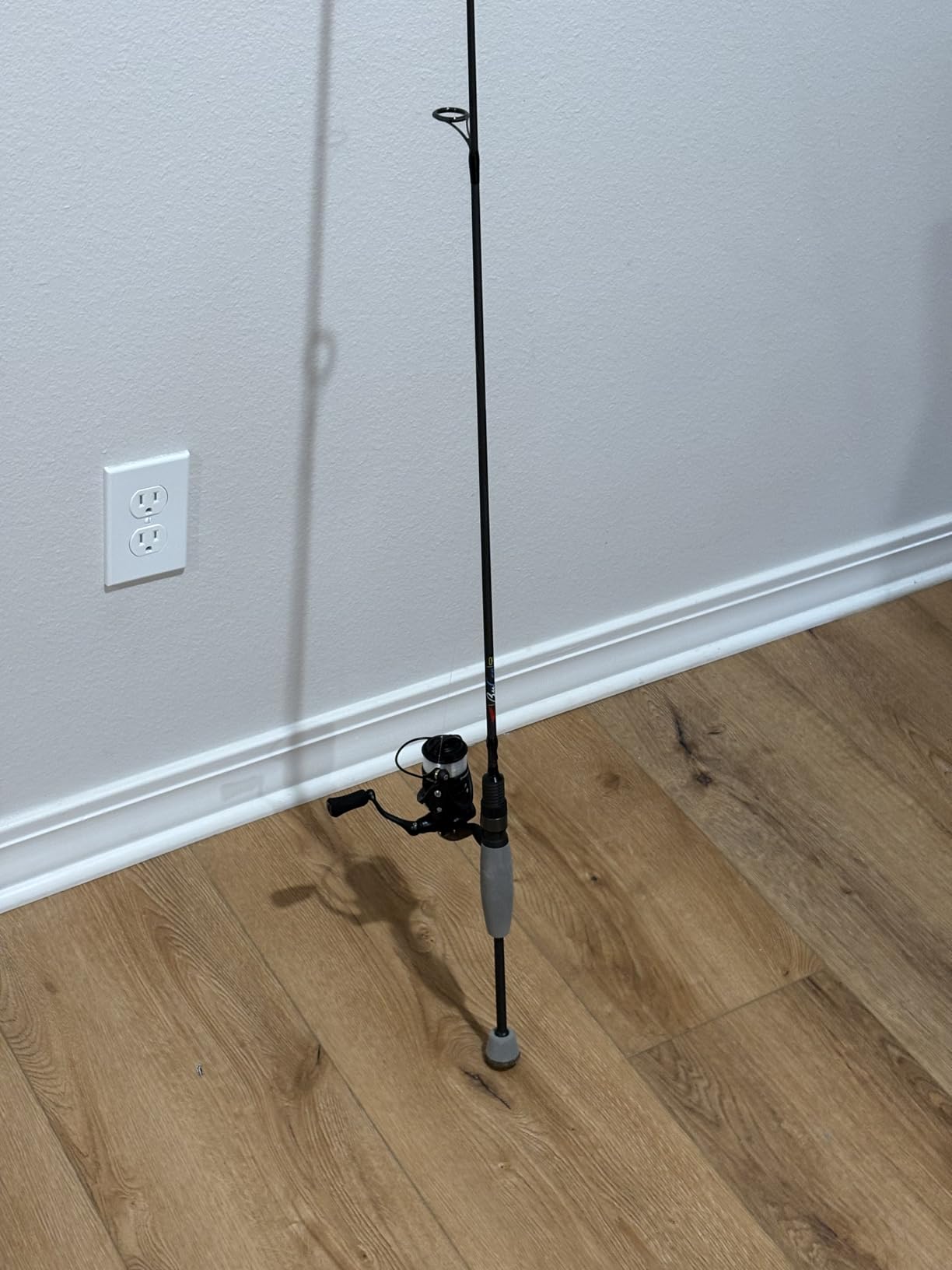 Piscifun Carbon X II Ultralight Spinning Reel, Light to 5.5oz | 10+1 BB, upgraded carbon frame rotor, 22lb Max Drag, 5.5oz lightweight design, smooth freshwater fishing performance customer photo 1