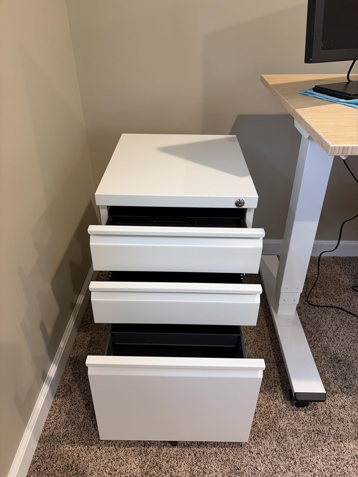 DEVAISE 3 Drawer Mobile File Cabinet, Fully Assembled Except Casters | Under Desk Metal Filing Cabinet with Lock for Home Office, Fits Letter/Legal/A4 Sizes, White customer photo 2