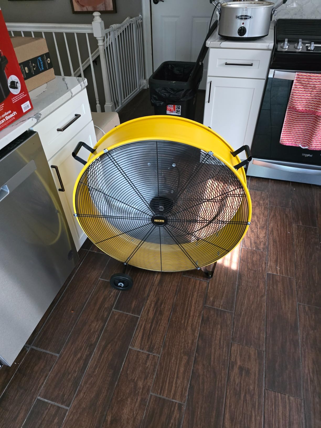 HiCFM 13000 CFM 30 inch Heavy Duty High Velocity Barrel Floor Drum Fan, Powerful 1/3HP Motor, 9ft Cord, 5in Solid Wheels for Workshop, Garage, Commercial or Industrial rooms, UL Safety Listed customer photo 1
