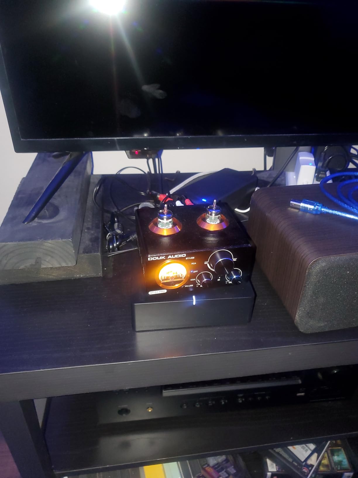 Douk Audio ST-01 PRO 200W Bluetooth Amplifier, 2 Channel Vacuum Tube Power Amp customer photo 1