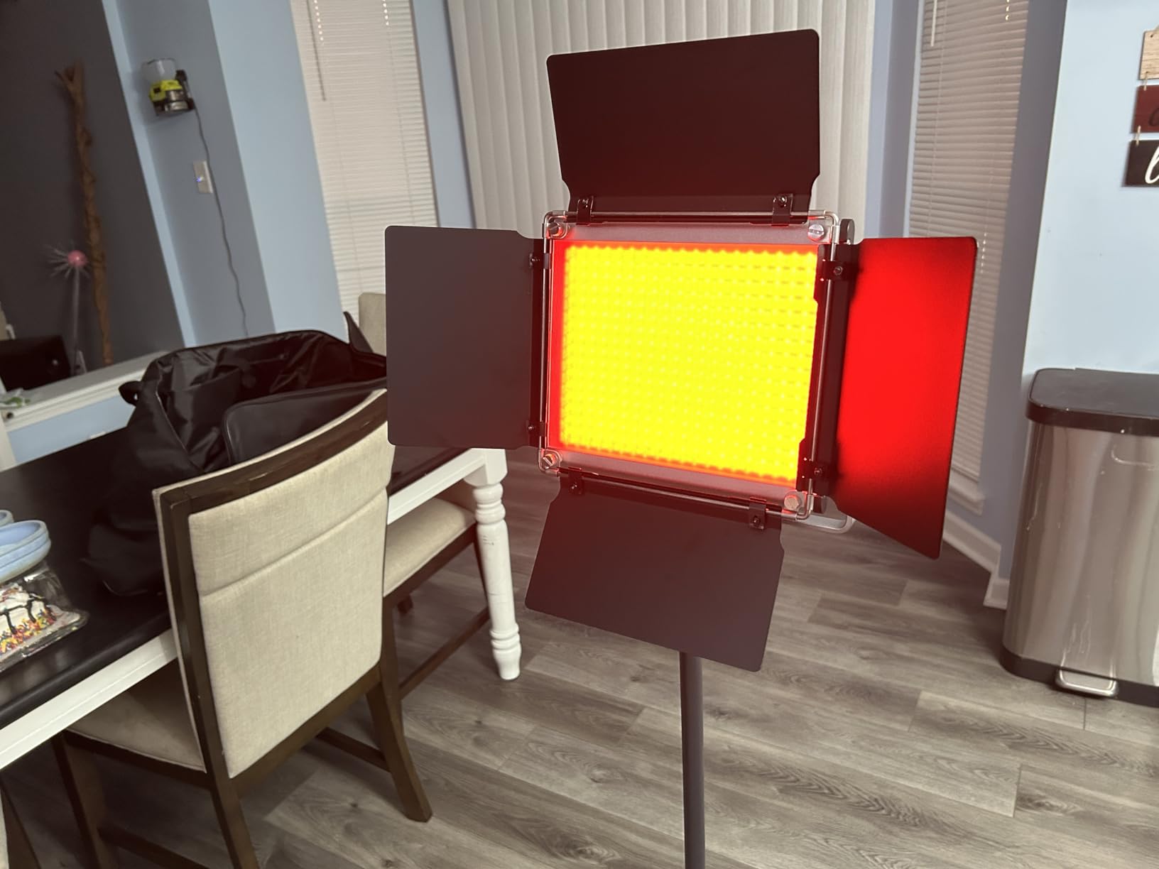 NEEWER Upgraded 660 PRO II RGB LED Video Light w App Control Tripod Stand | 2 Pack Kit, 50W, 1% Min Dimming, CRI97+, 3200K-5600K, for Game Streaming YouTube Studio, Bluetooth customer photo 2