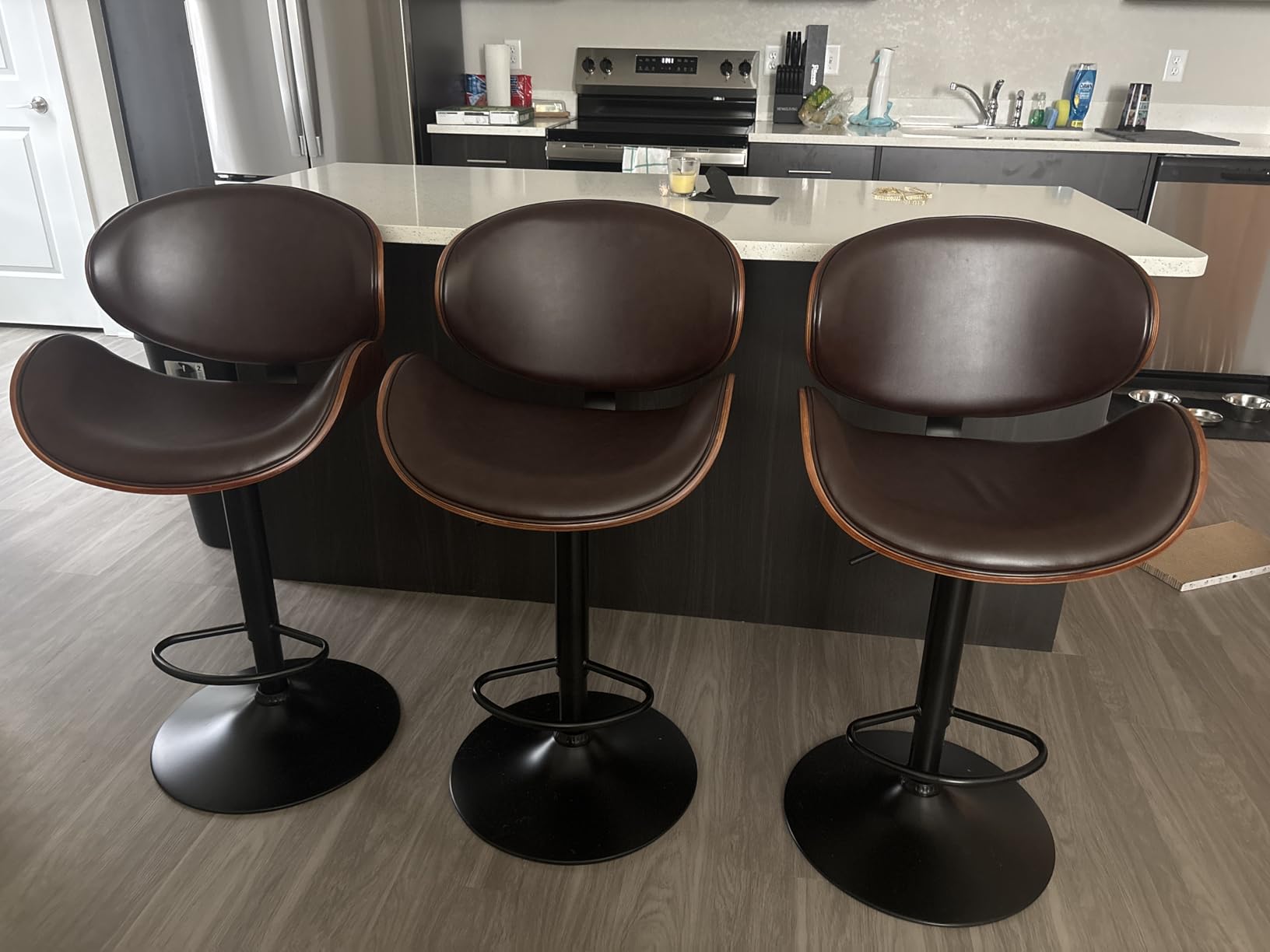 YaFiti Swivel Bar Stools Set of 2, Bar Stools for Kitchen Counter, Black customer photo 2