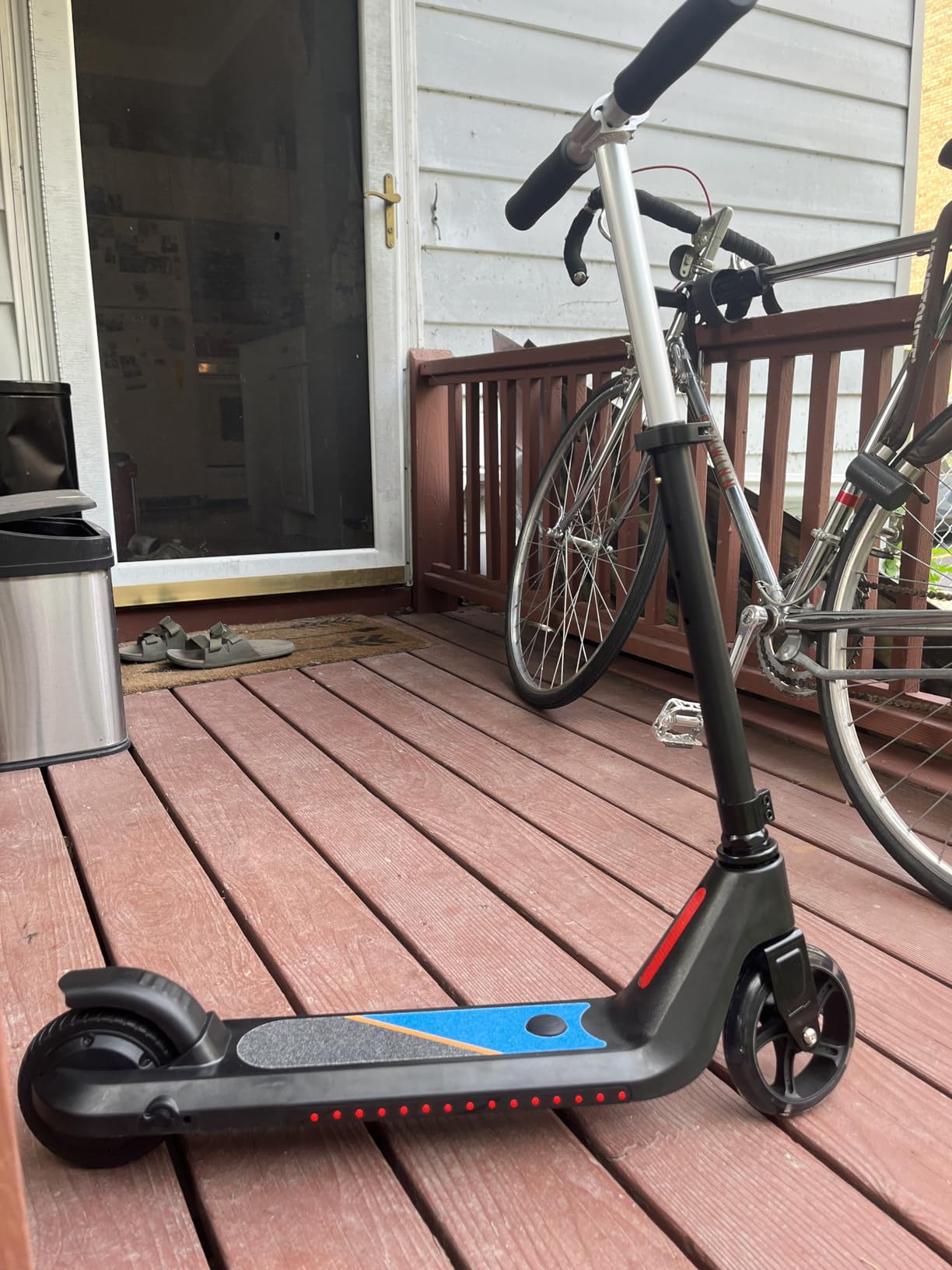 LINGTENG Electric Scooter for Kids Age 6-10, Kick-Start Boost Scooter with Adjustable Speed and Height, Flash Wheel & Deck Lights customer photo 1