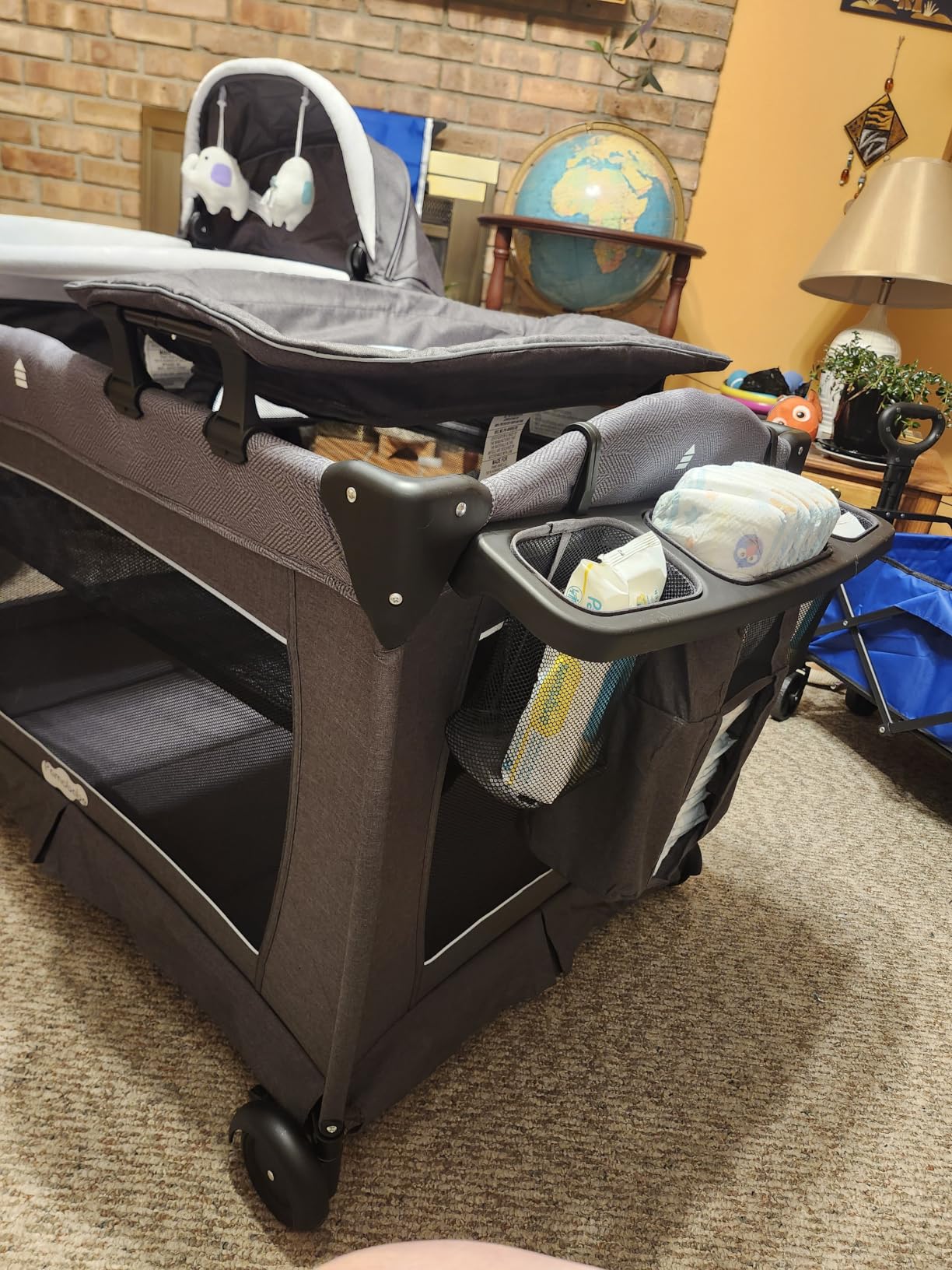 Pamo Babe Pack and Play 4-in-1 Baby Playard with Bassinet & Changing Table, Foldable Portable Playpen with Mattress, Travel Crib for Newborn to Toddler 0-36M - Black customer photo 1