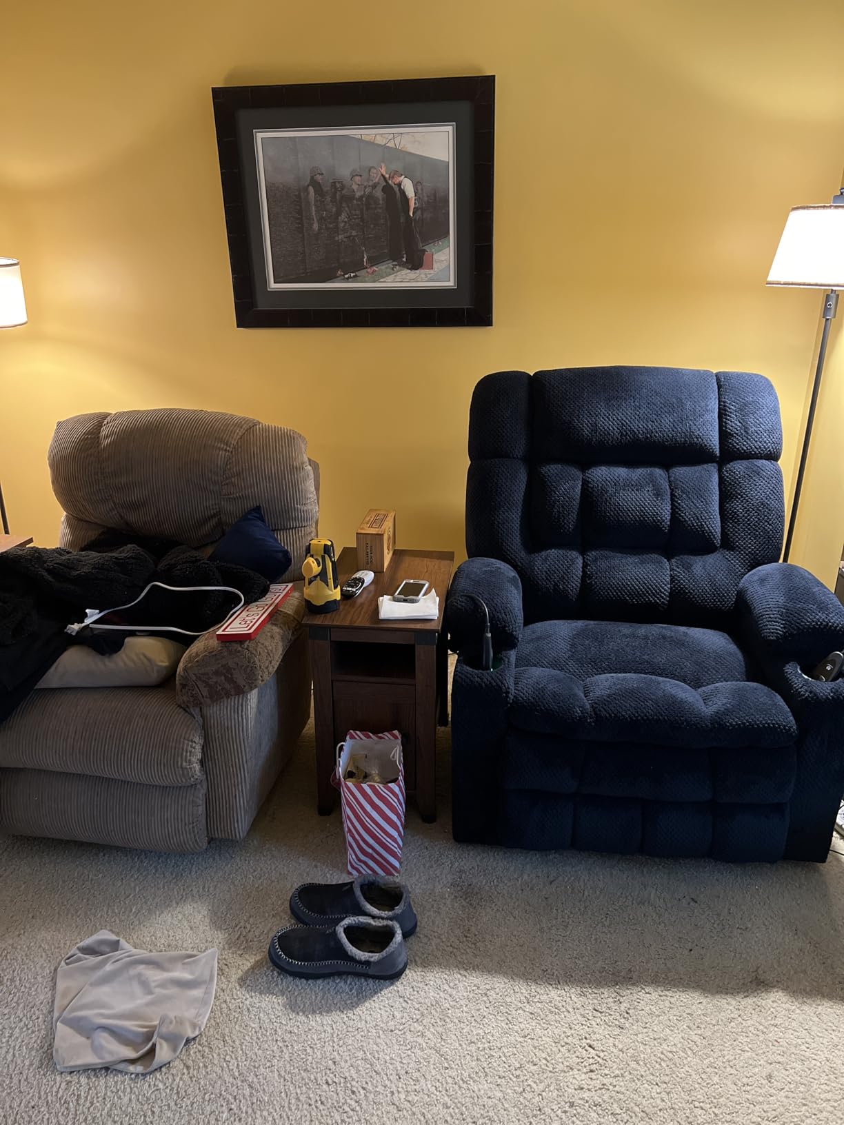 MCombo Dual Motor Power Lift Recliner Chair for Elderly, Massage Heat 7890, Zero Gravity Lift Chair, Infinite Position, Lay Flat, USB Ports, Cup Holders, FSC, OEKO-TEX, Fabric (Medium, Dark Grey) customer photo 1