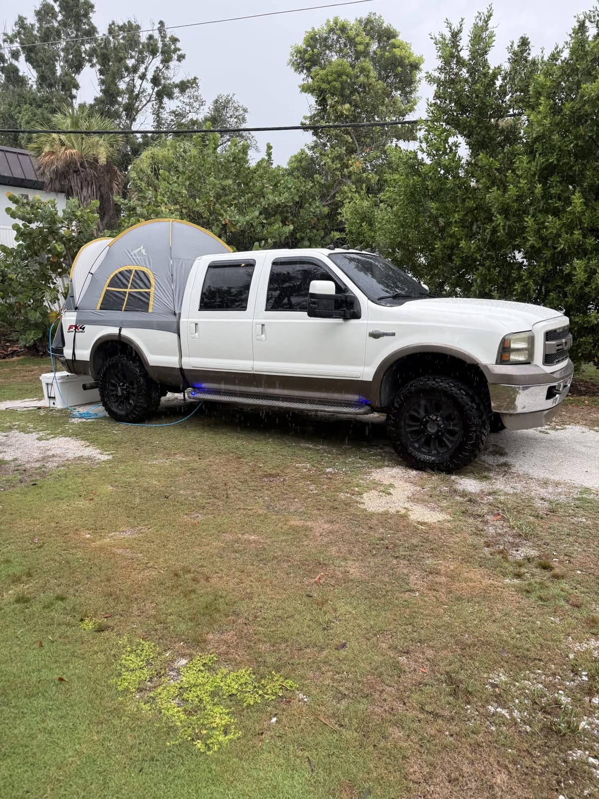 GoHimal Pickup Truck Bed Tent, 5.5-6.0FT Truck Tent for Camping (Gray) | Portable, Double Layer, Waterproof PU2000mm customer photo 1