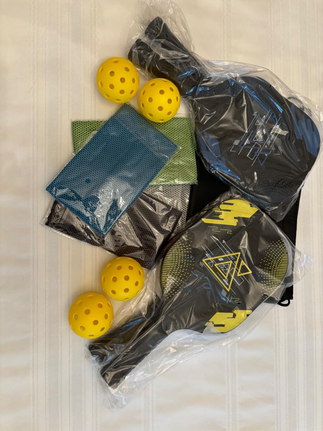 Pickleball Paddles Set of 4, Wood Pickleball Set with Comfort Grip | 4 Cooling Towels, 4 Pickleball Balls & Carry Bag. Cushion Grip Wood Paddle Set for Men, Women, Beginners customer photo 2