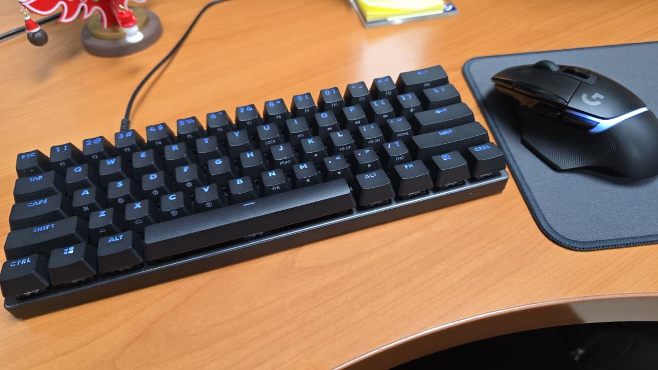 Logitech G PRO X 60% Wireless Gaming Keyboard (Tactile Optical) - Black, Lightspeed, Ultra-Compact 60% Mechanical, LIGHTSYNC RGB, Dual-Shot PBT Keycaps, Optical Switches customer photo 1
