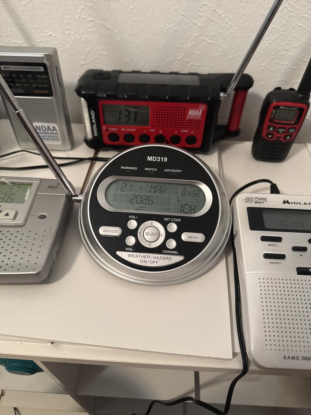 NOAA Weather Radio-S.A.M.E. Localized Programming,Weather Alert Radio with 80+ Emergency Alerts,Alarm Clock,NOAA Weather Radio with Battery Backup,External Warning Light for Emergency customer photo 2