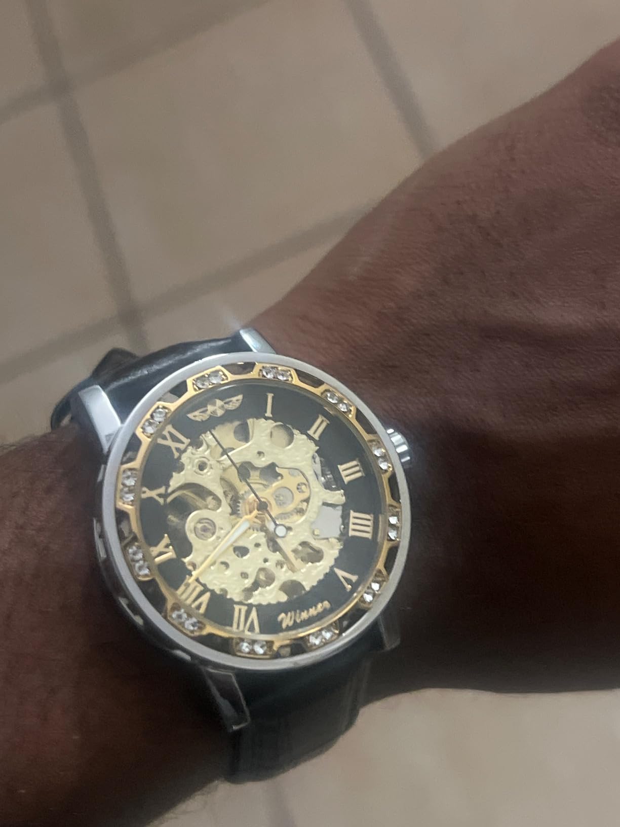 Winner Retro Manual Mechanical Skeleton Watch with Diamond and Carving Flower Craft Men Skeleton Wrist Watch Mechanical Classic Roman Number customer photo 2